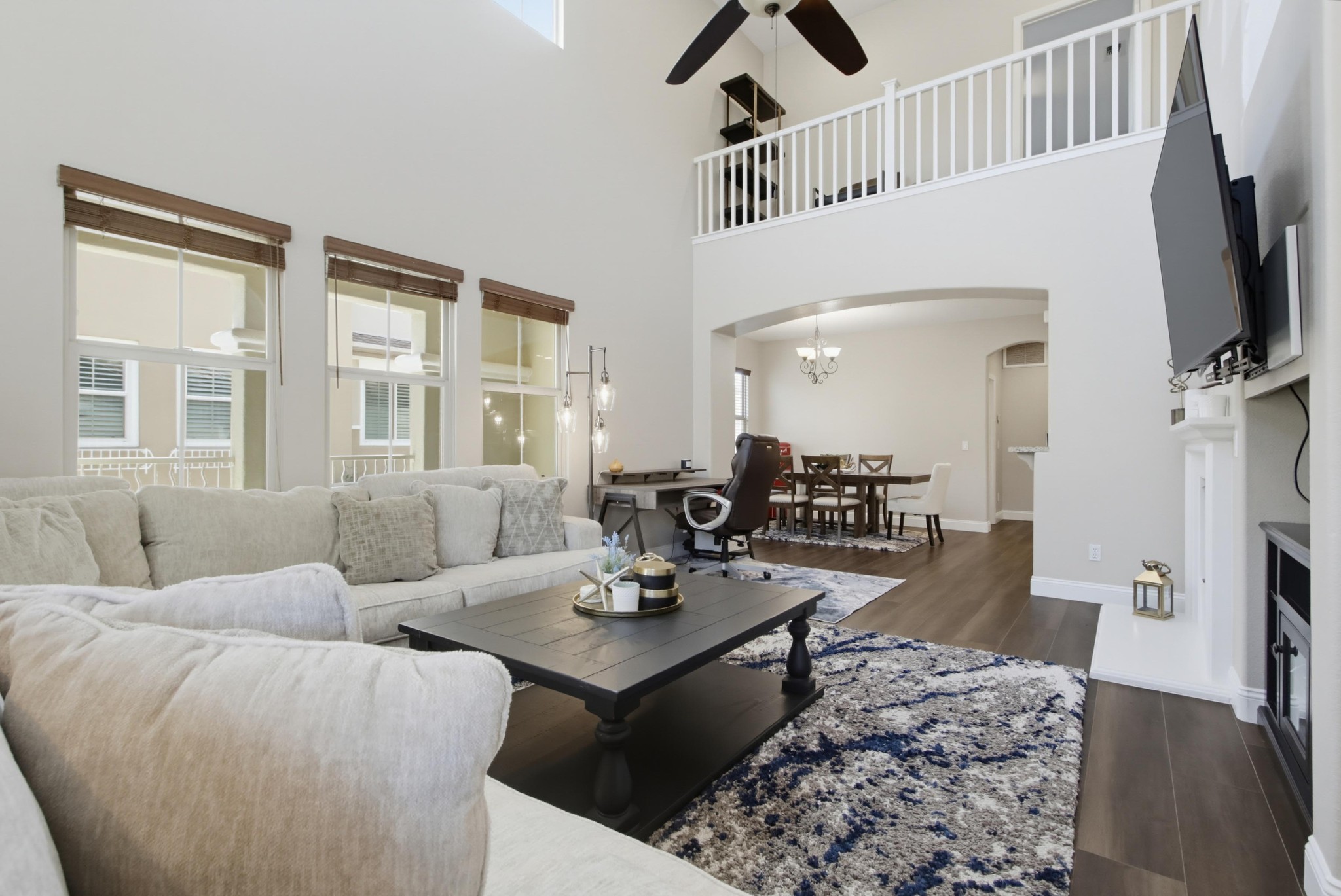 Virtual tour photo 7 of 40 for 2161 Silverado St