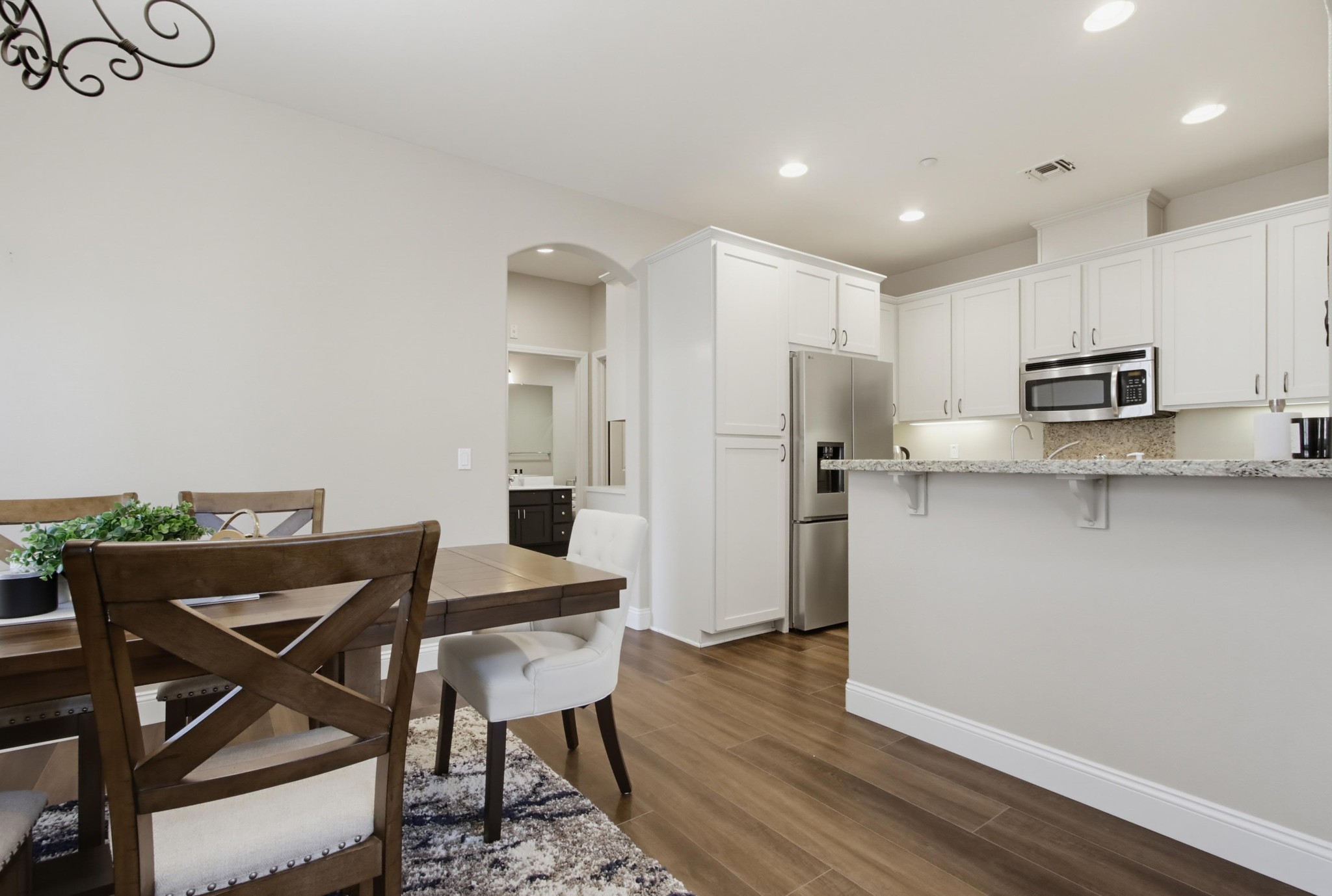 Virtual tour photo 14 of 40 for 2161 Silverado St