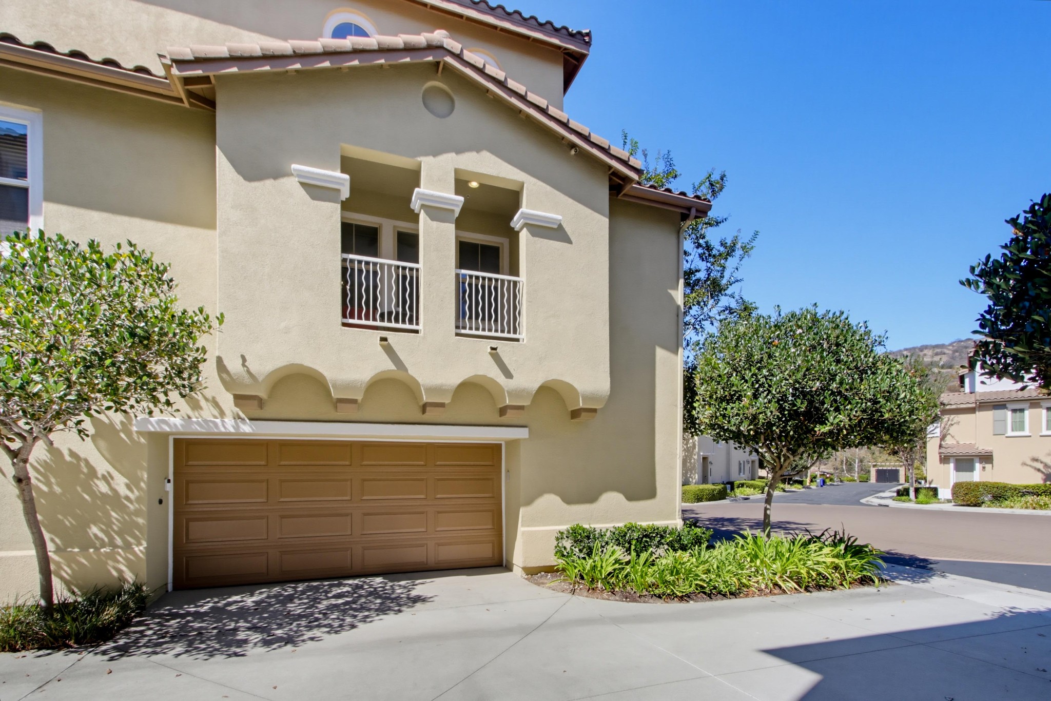 Virtual tour photo 38 of 40 for 2161 Silverado St