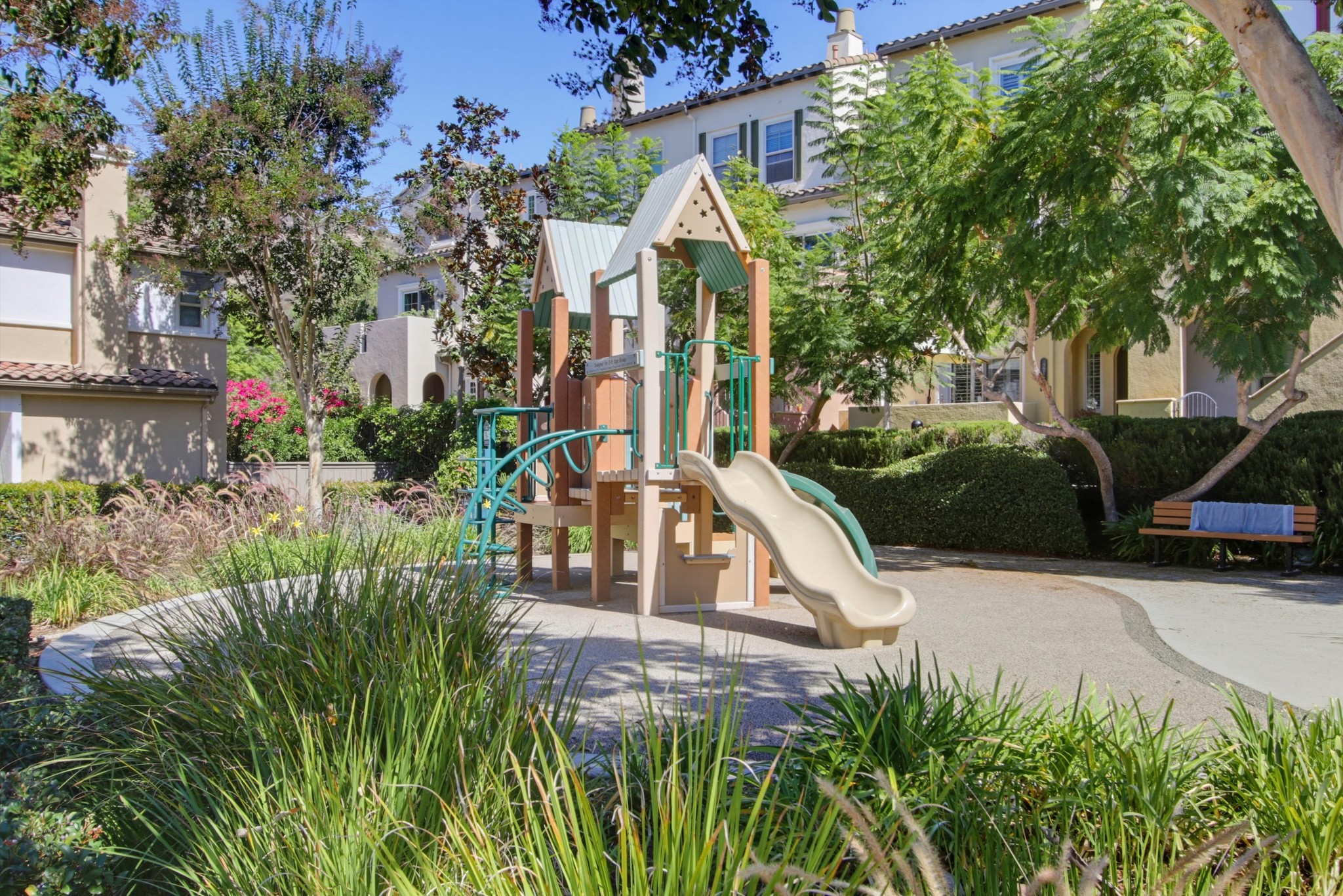 Virtual tour photo 39 of 40 for 2161 Silverado St