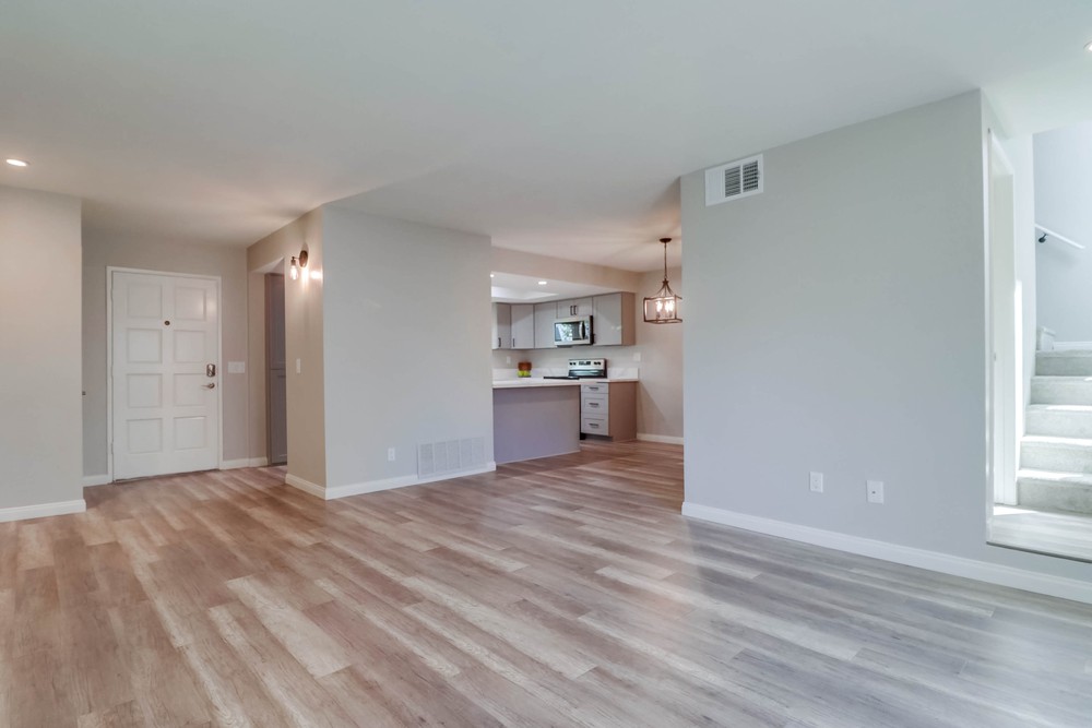 Virtual tour photo 9 of 41 for 2165 Haller St