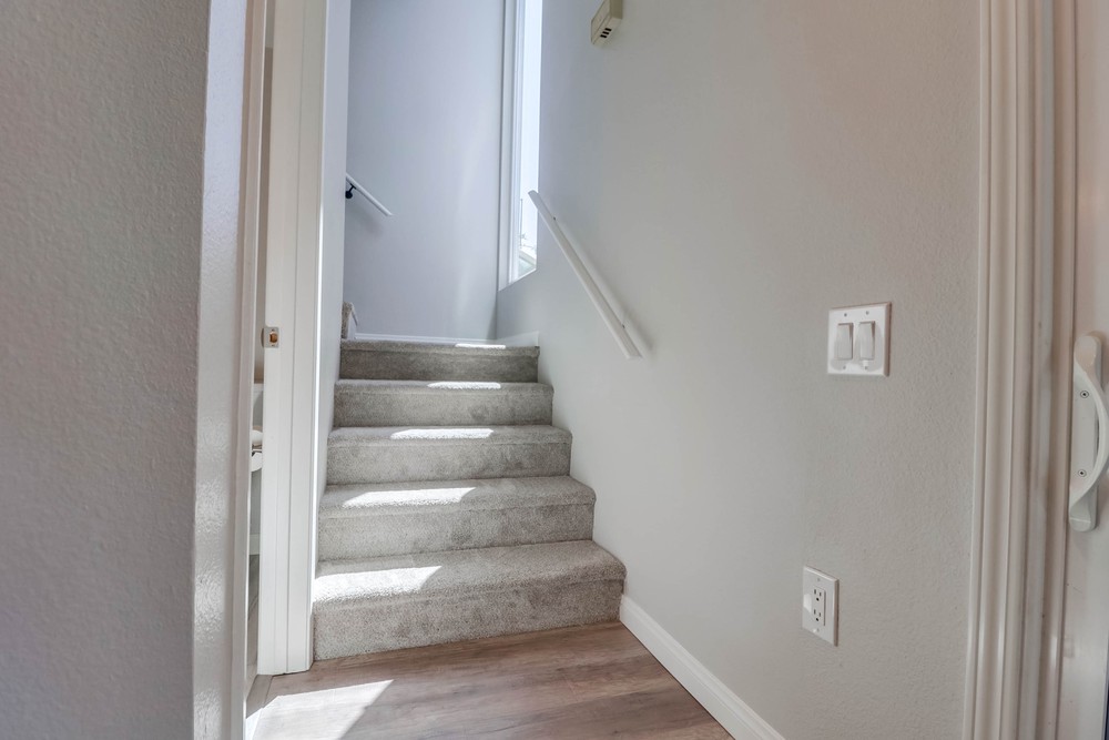 Virtual tour photo 27 of 41 for 2165 Haller St
