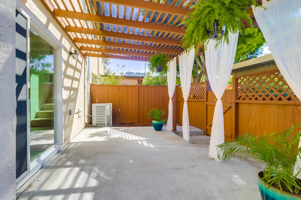 Virtual tour photo 37 of 41 for 2165 Haller St