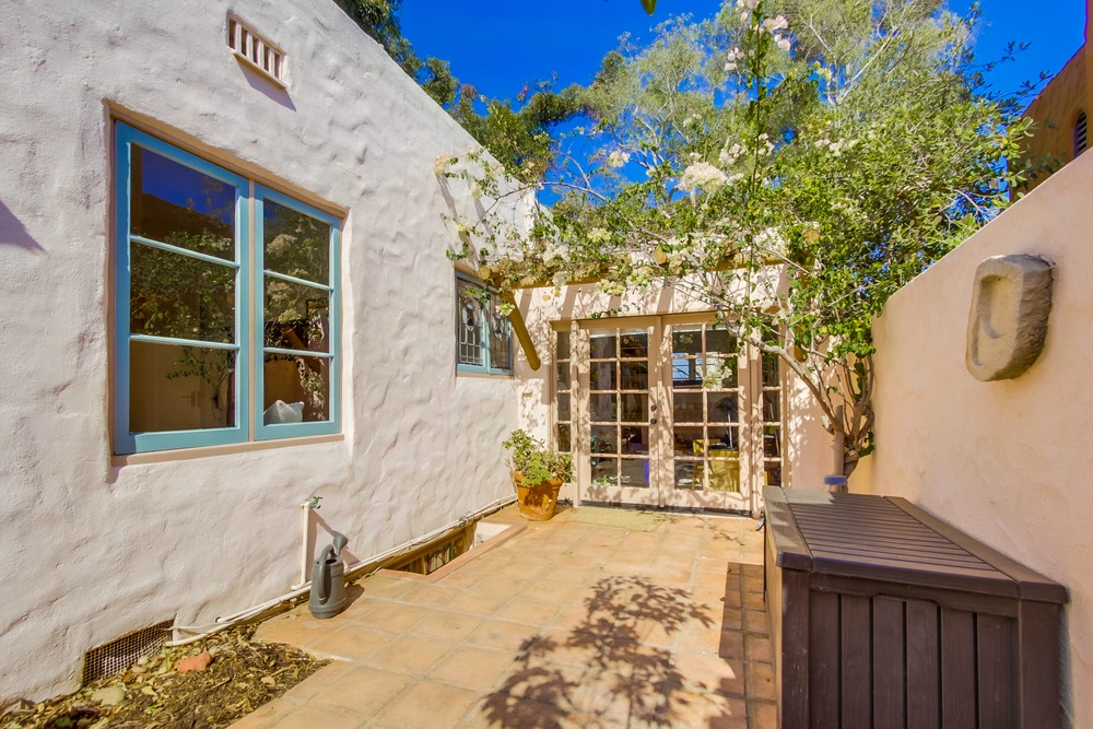 Virtual tour photo 8 of 56 for 2166 Pine St