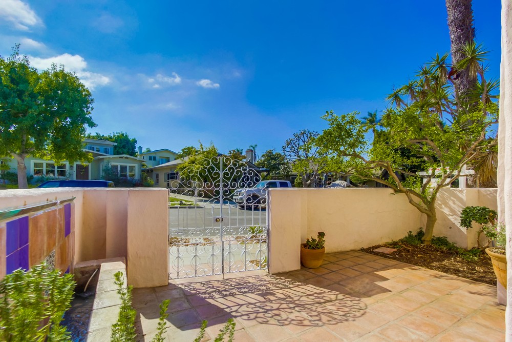 Virtual tour photo 10 of 56 for 2166 Pine St