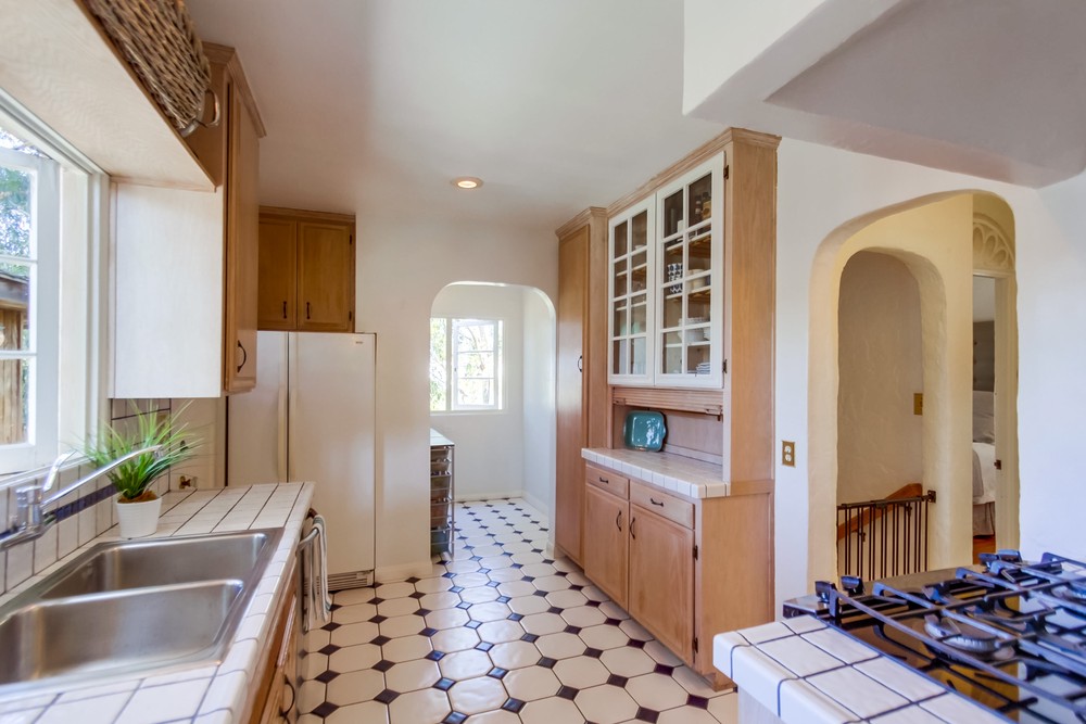 Virtual tour photo 18 of 56 for 2166 Pine St