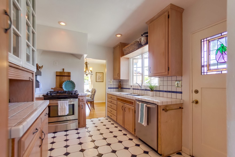 Virtual tour photo 19 of 56 for 2166 Pine St