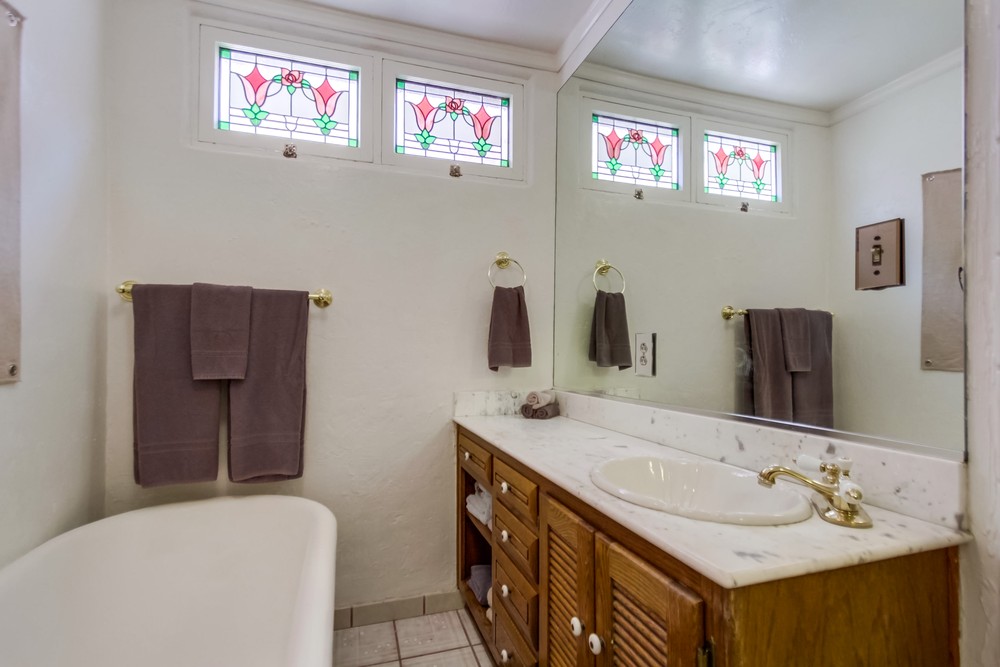 Virtual tour photo 37 of 56 for 2166 Pine St