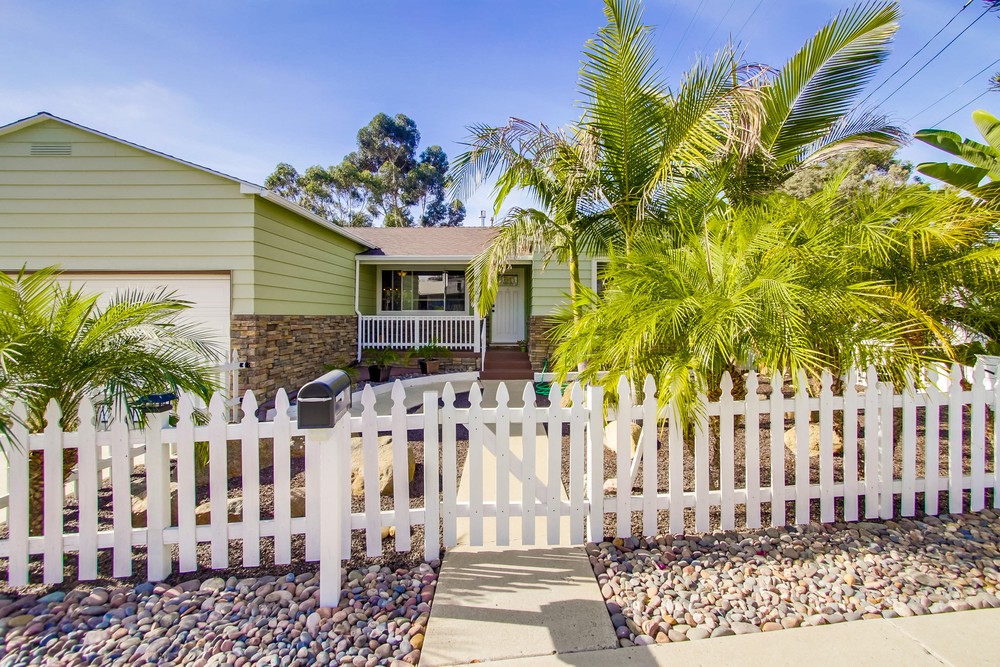 Virtual tour photo 6 of 61 for 2168 Pentuckett Ave
