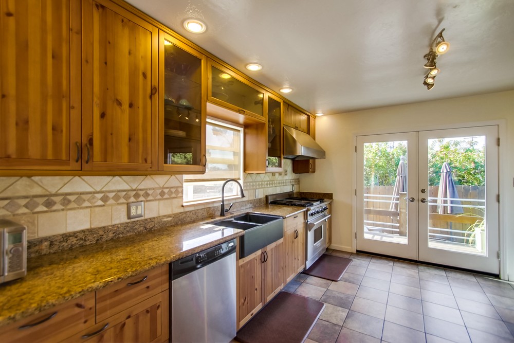 Virtual tour photo 31 of 61 for 2168 Pentuckett Ave