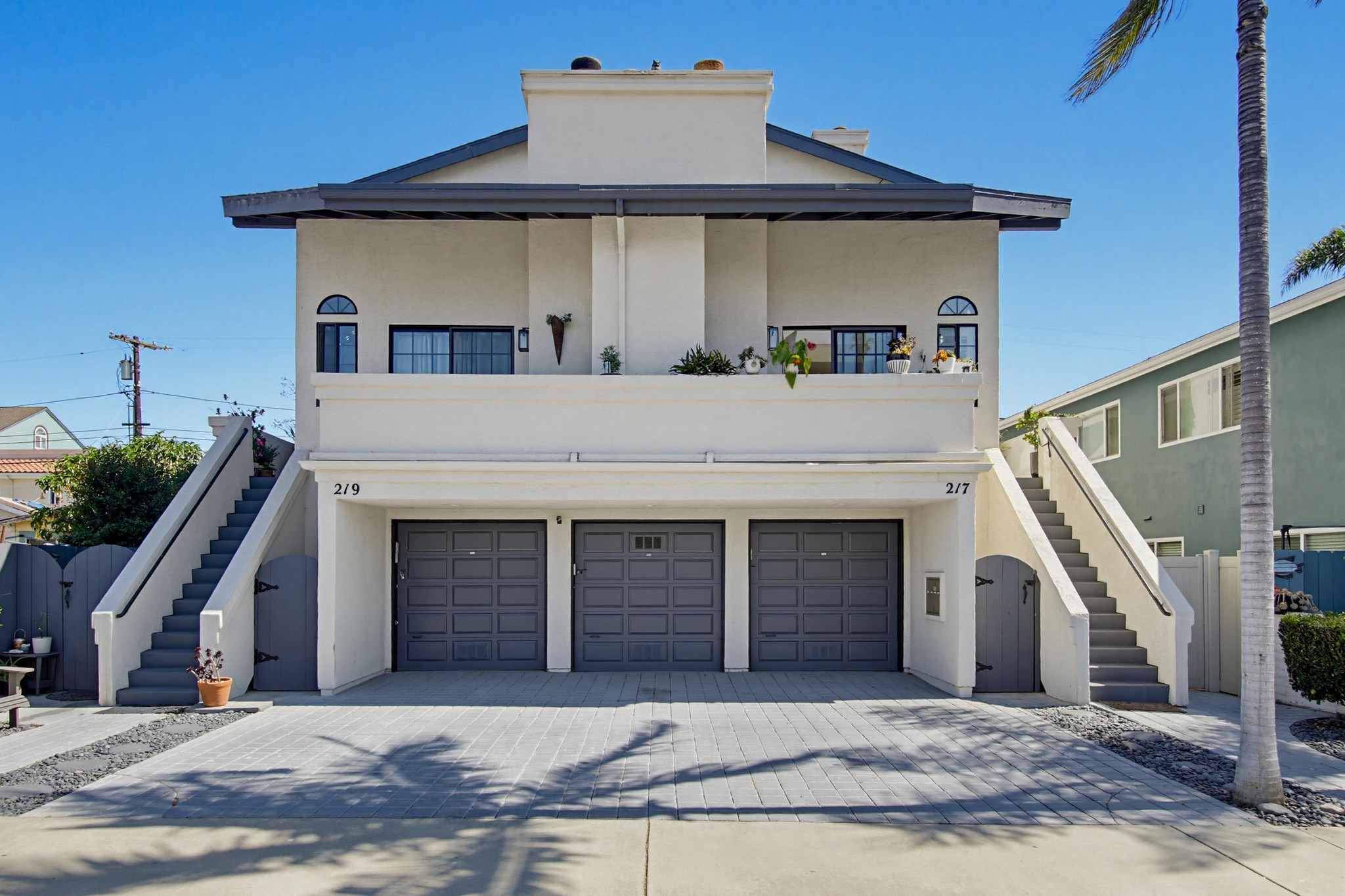 Virtual tour photo 5 of 84 for 217 Elm Ave