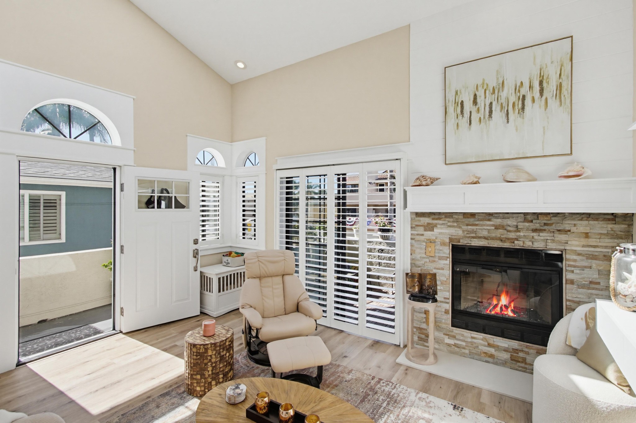 Virtual tour photo 11 of 84 for 217 Elm Ave