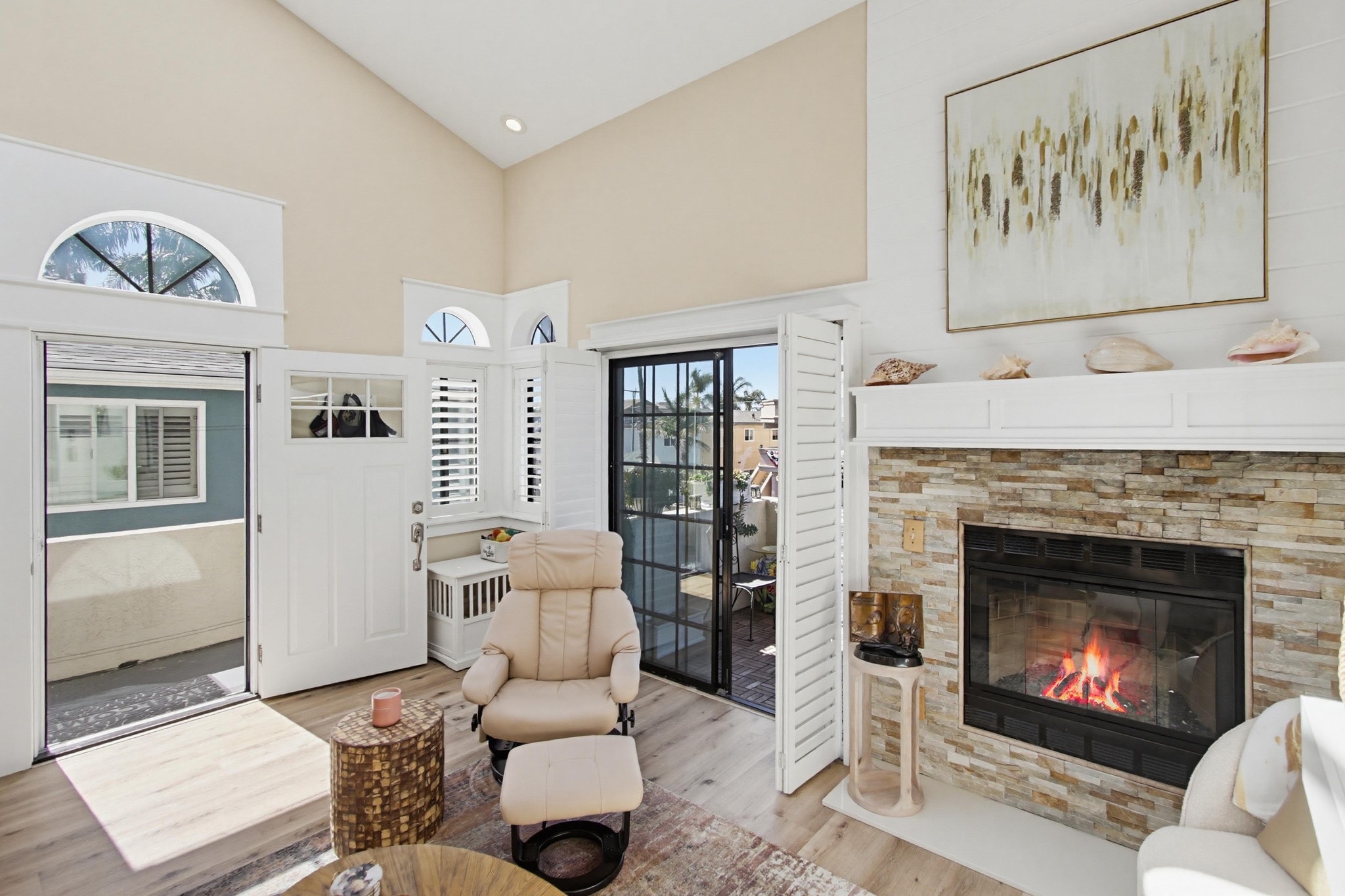 Virtual tour photo 15 of 84 for 217 Elm Ave