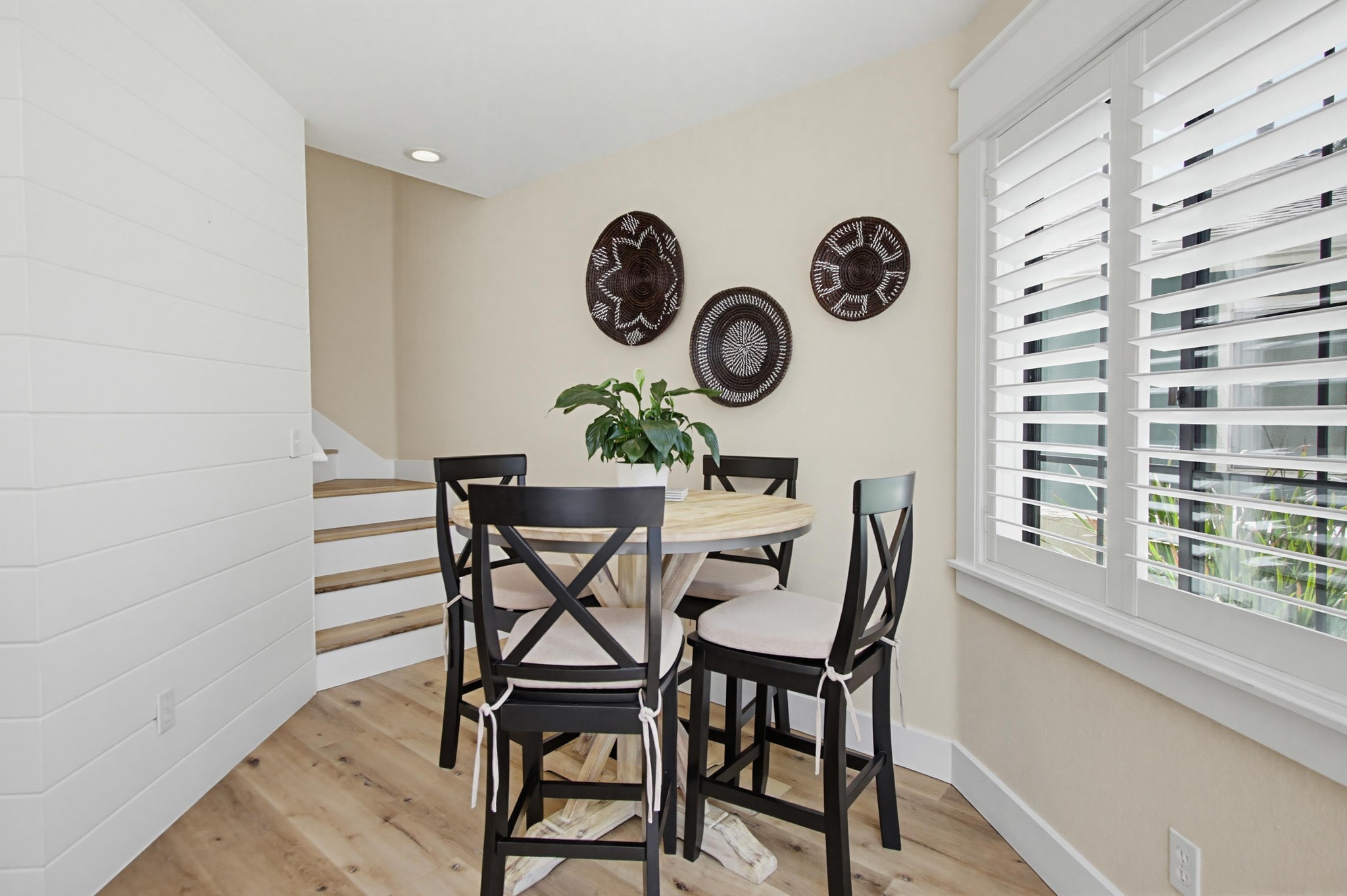 Virtual tour photo 17 of 84 for 217 Elm Ave