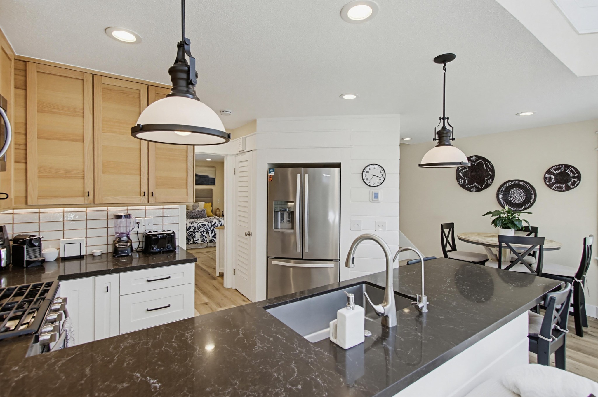 Virtual tour photo 22 of 84 for 217 Elm Ave