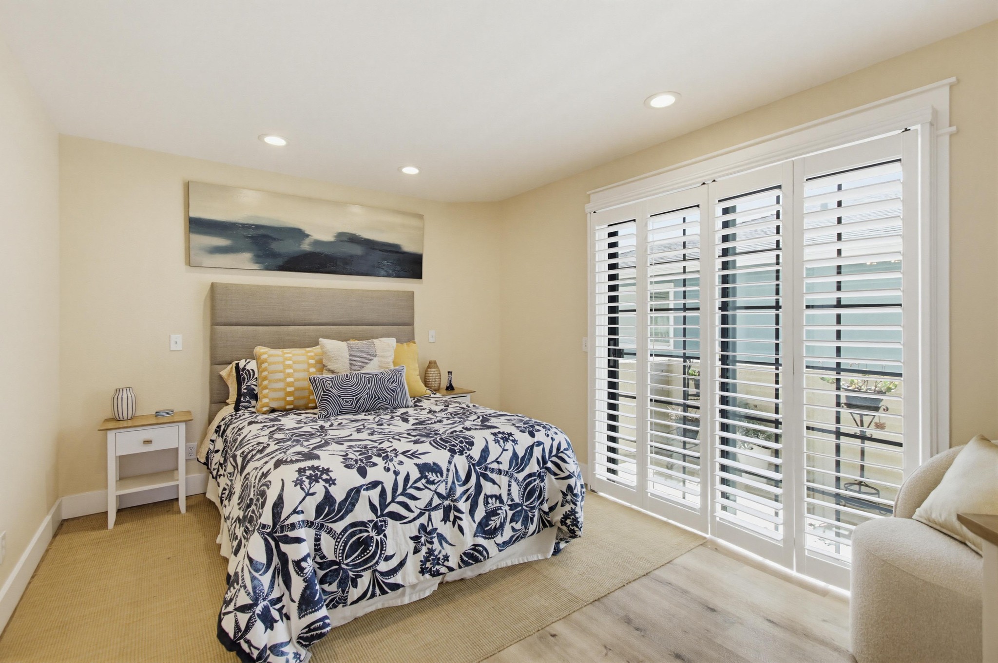 Virtual tour photo 30 of 84 for 217 Elm Ave