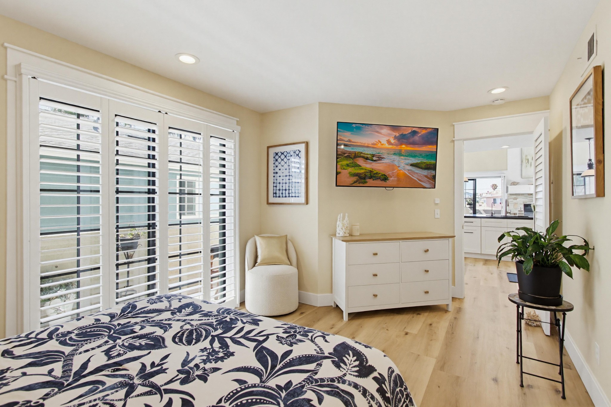 Virtual tour photo 33 of 84 for 217 Elm Ave