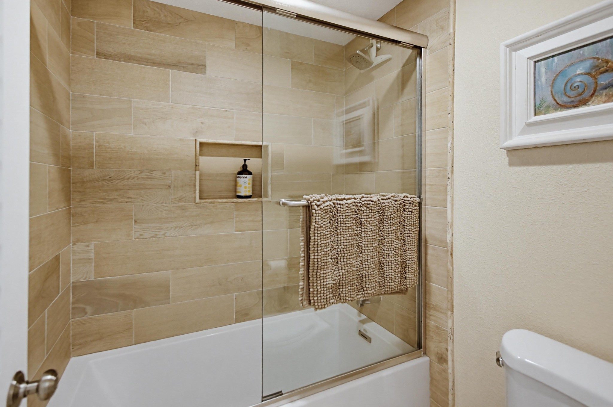 Virtual tour photo 36 of 84 for 217 Elm Ave