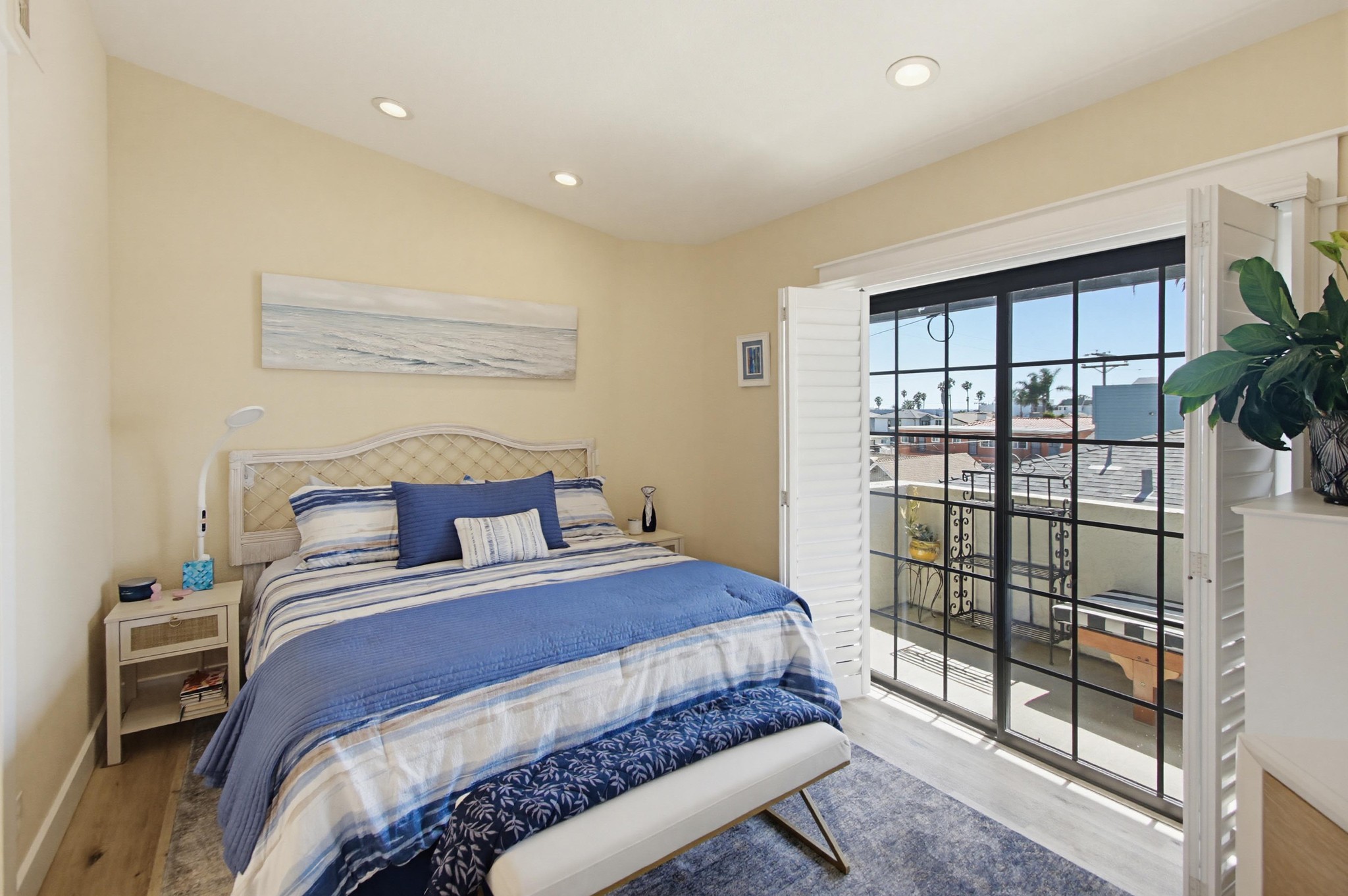 Virtual tour photo 44 of 84 for 217 Elm Ave