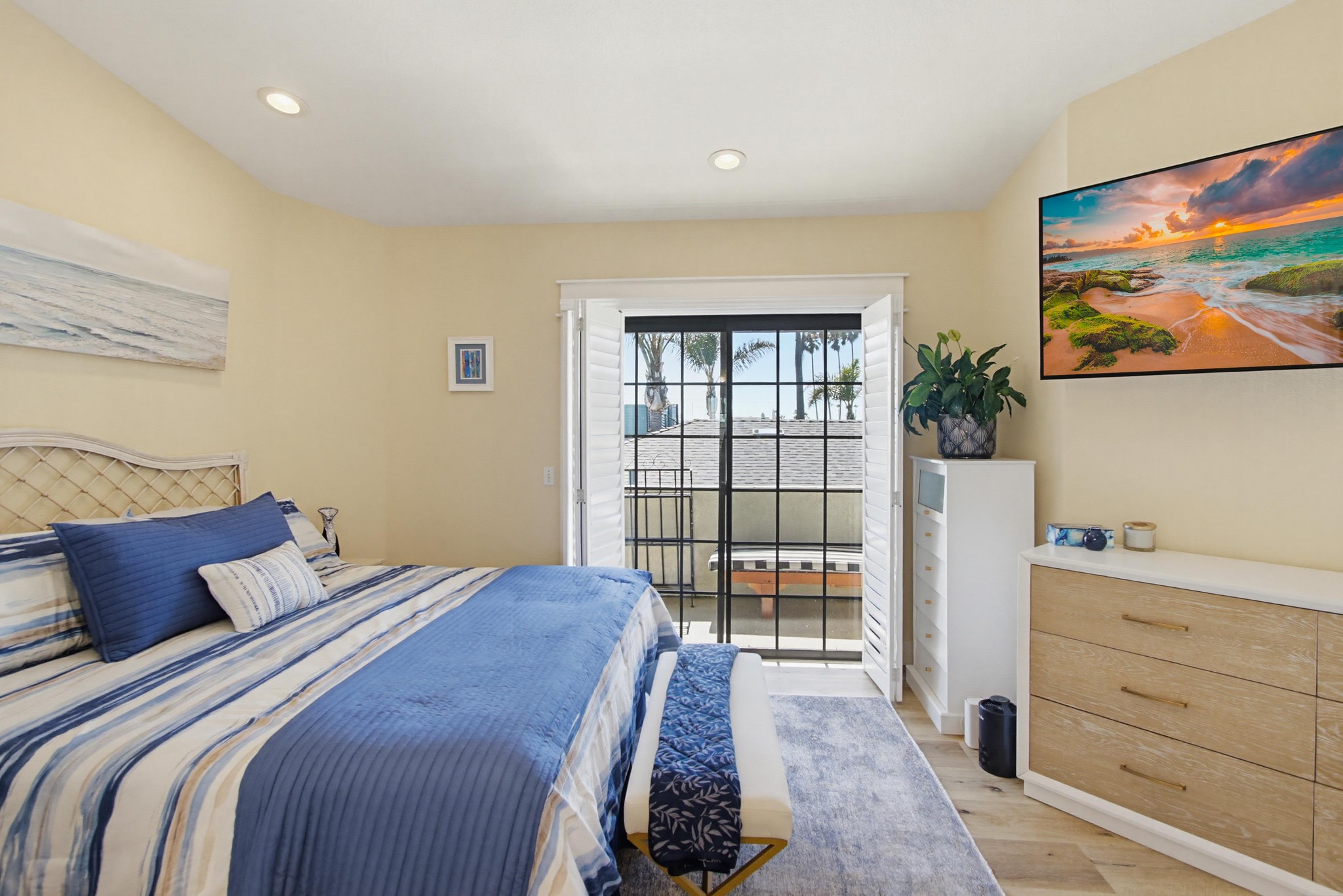 Virtual tour photo 46 of 84 for 217 Elm Ave