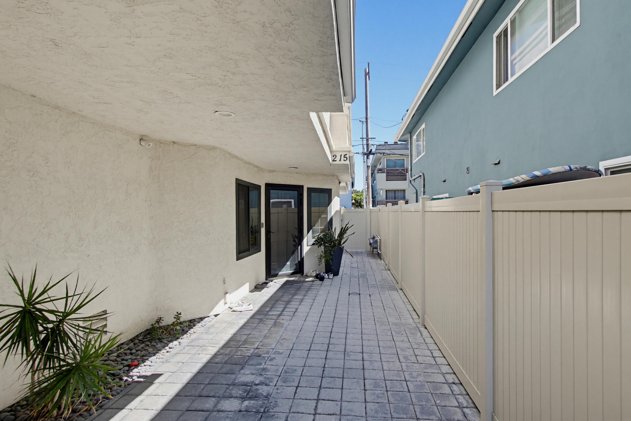 Virtual tour photo 62 of 84 for 217 Elm Ave