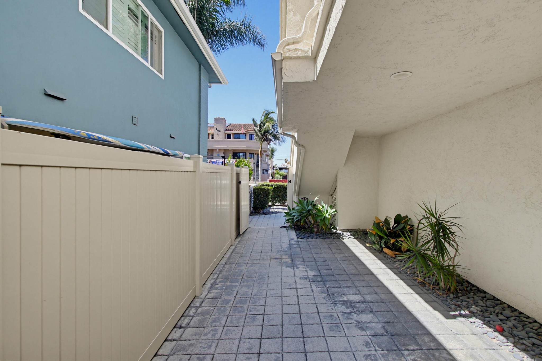 Virtual tour photo 63 of 84 for 217 Elm Ave