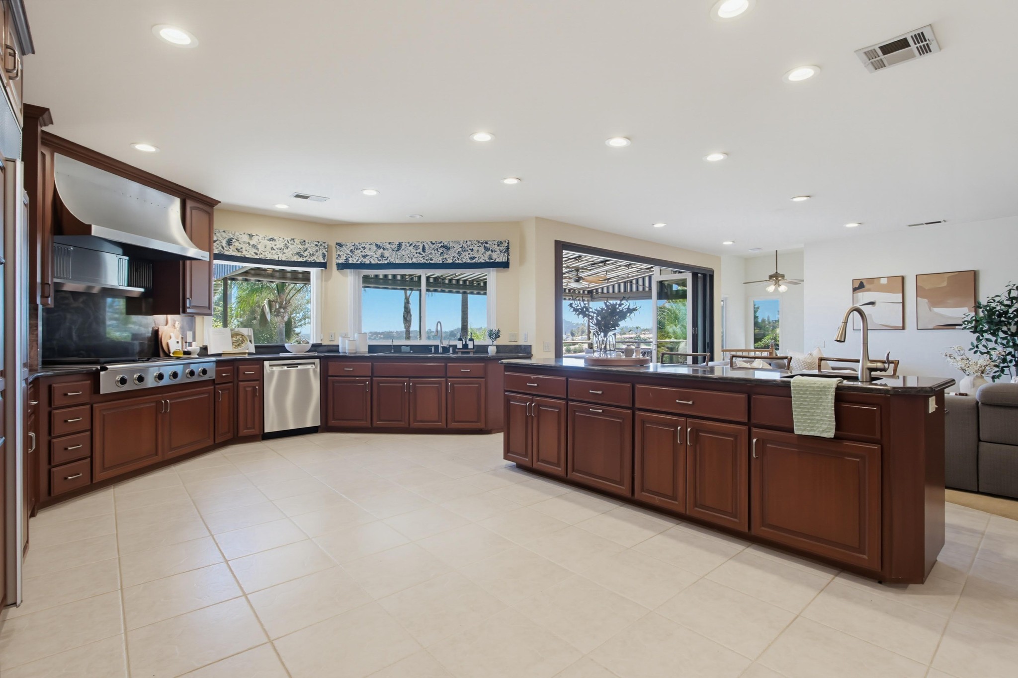Virtual tour photo 25 of 108 for 2171 Paseo Grande