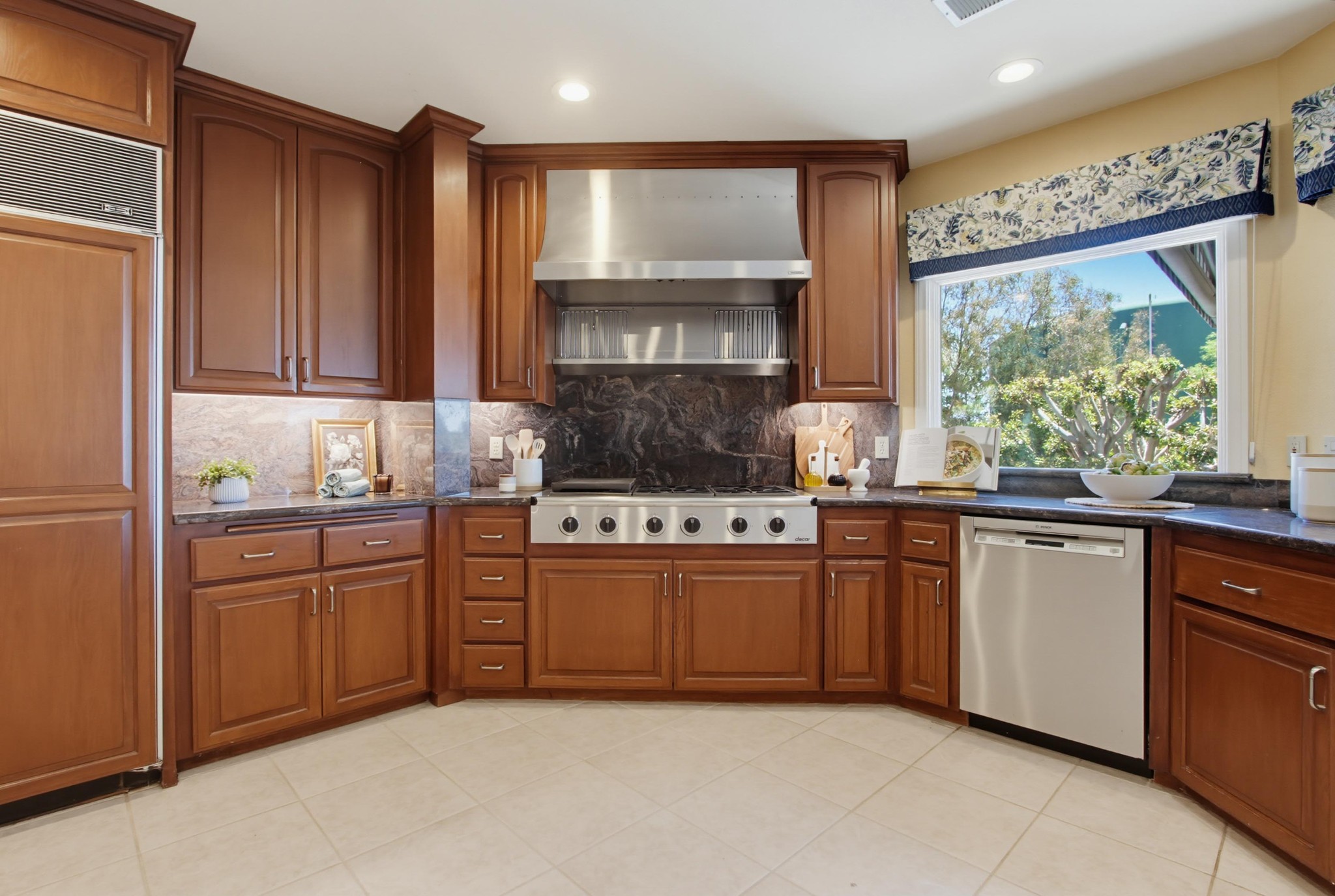 Virtual tour photo 27 of 108 for 2171 Paseo Grande