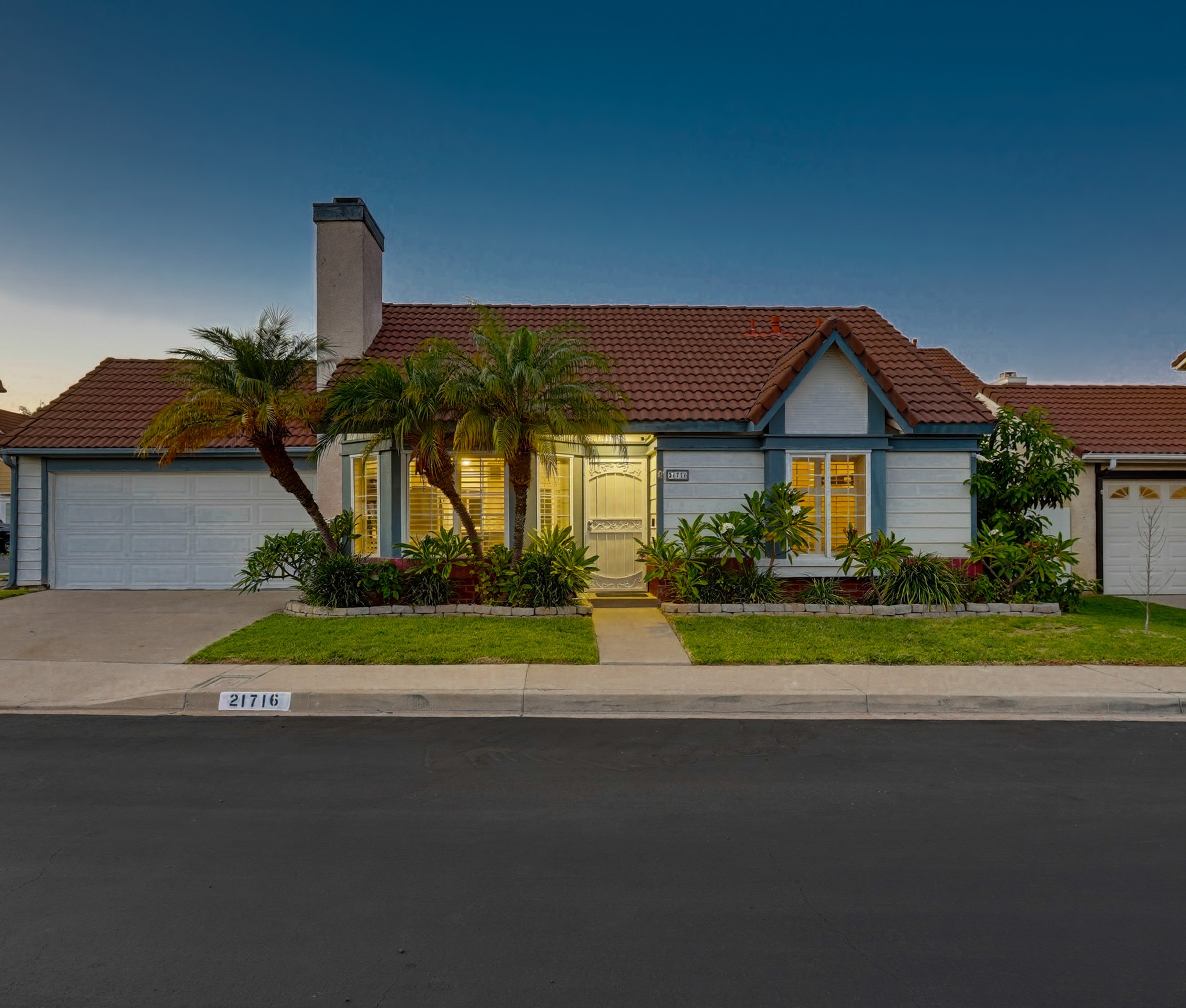Virtual tour photo 1 of 58 for 21716 Paxton
