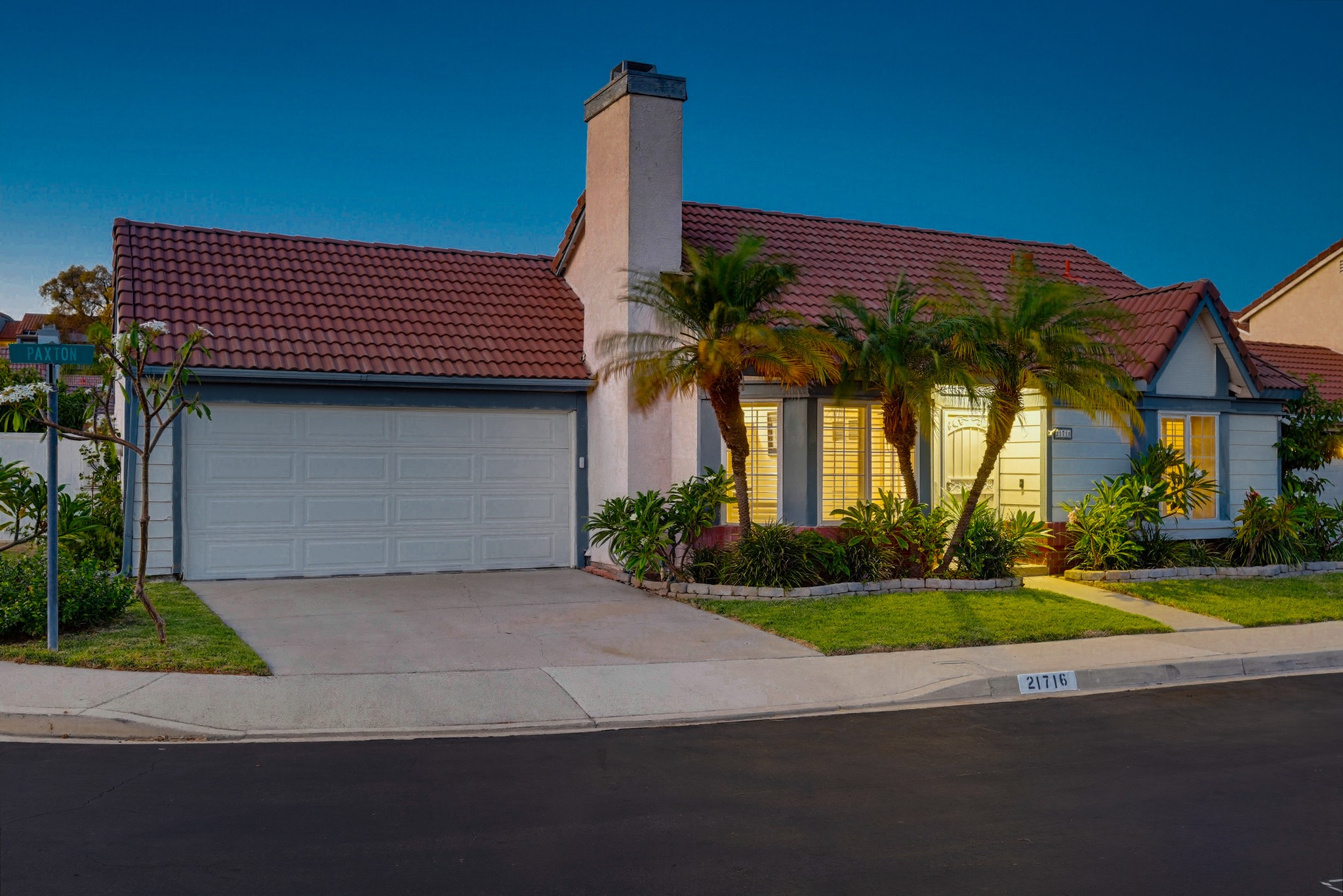 Virtual tour photo 4 of 58 for 21716 Paxton