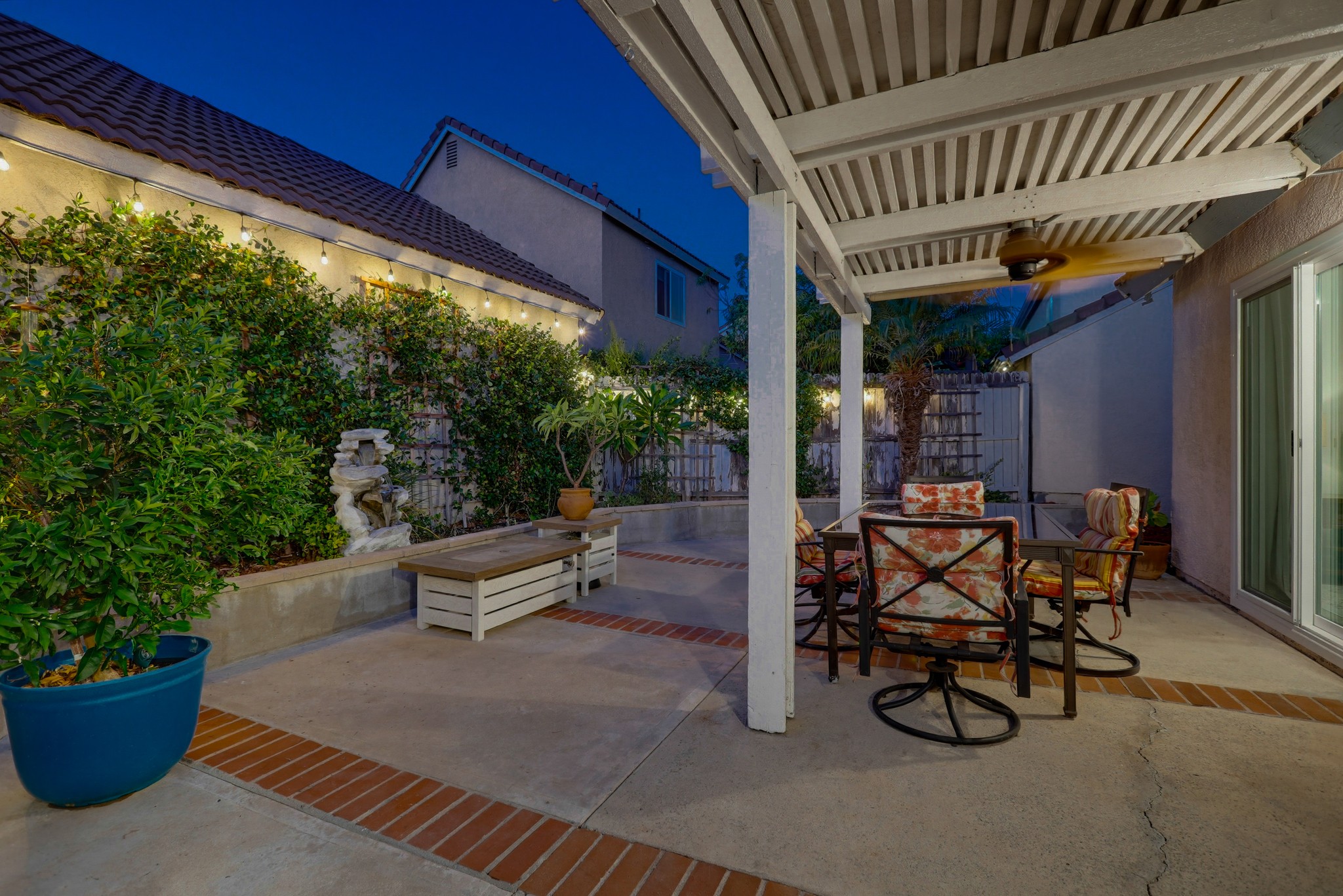 Virtual tour photo 7 of 58 for 21716 Paxton