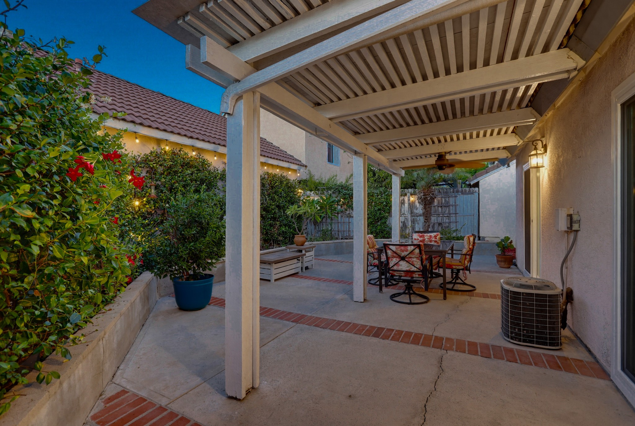 Virtual tour photo 8 of 58 for 21716 Paxton