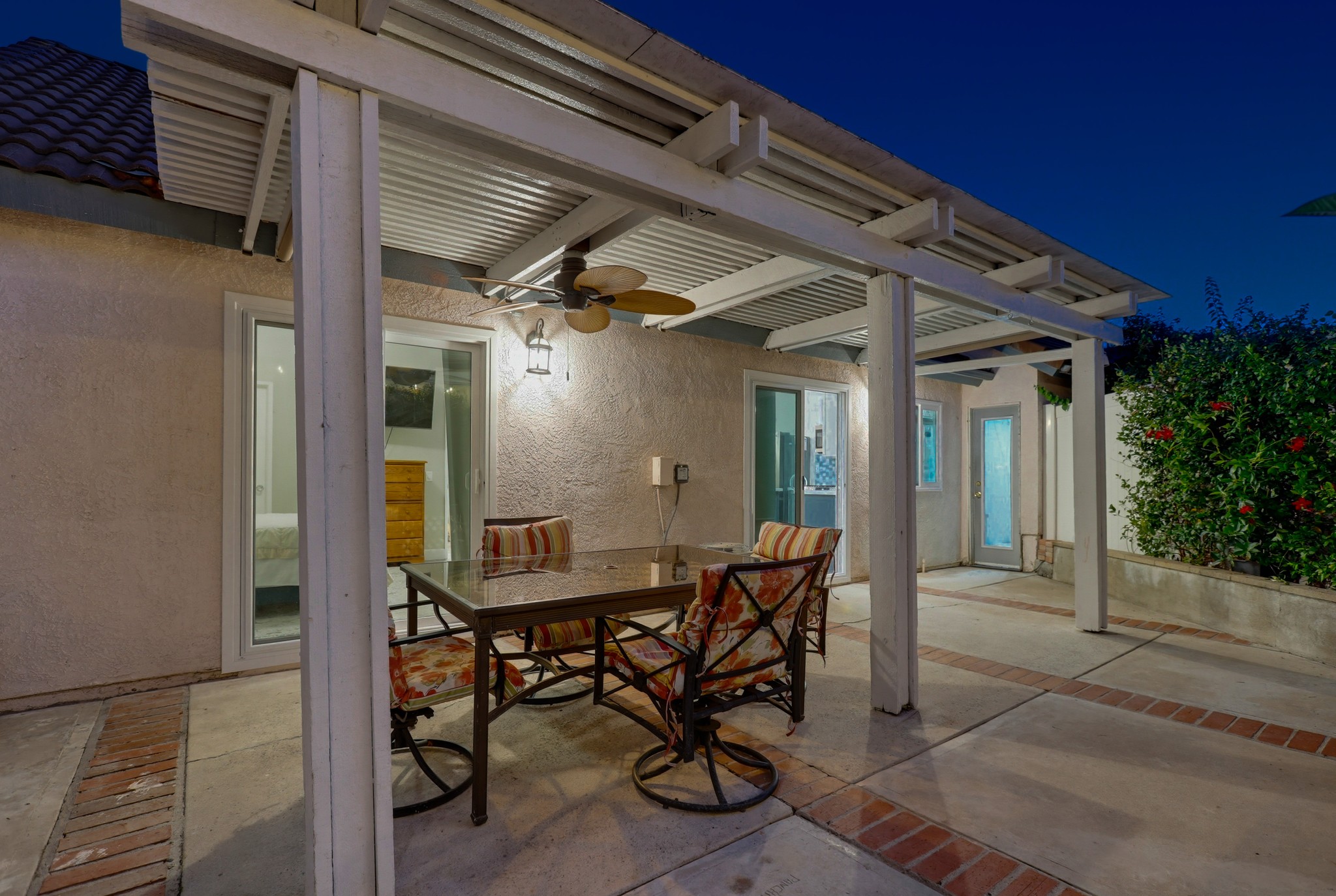 Virtual tour photo 9 of 58 for 21716 Paxton