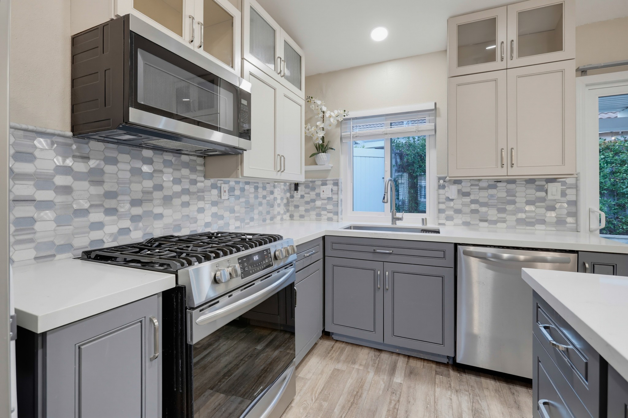 Virtual tour photo 25 of 58 for 21716 Paxton