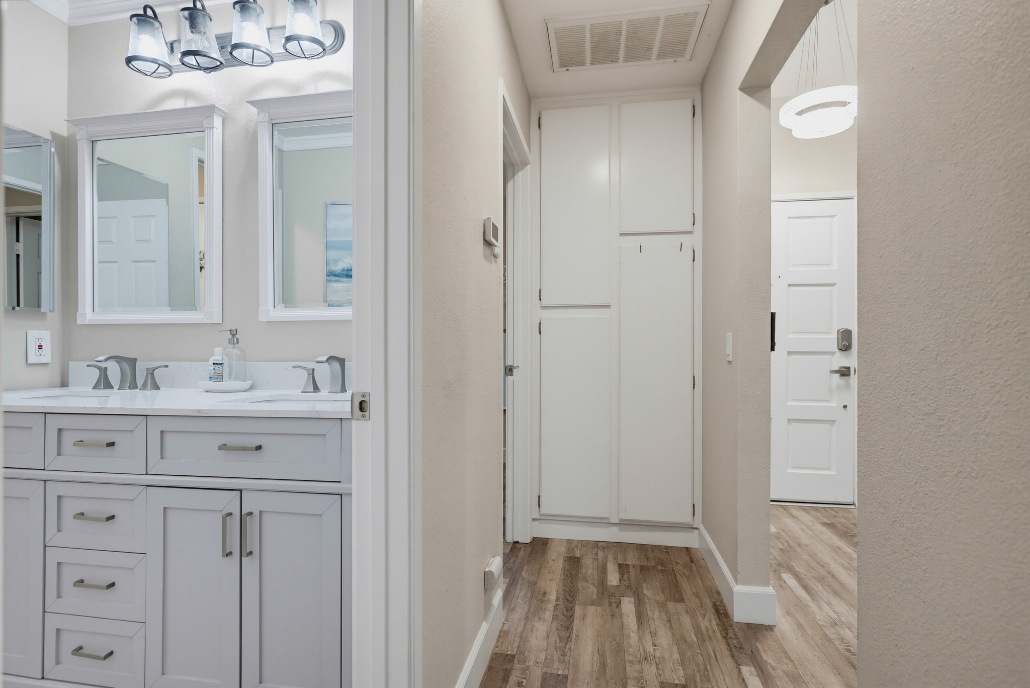 Virtual tour photo 35 of 58 for 21716 Paxton