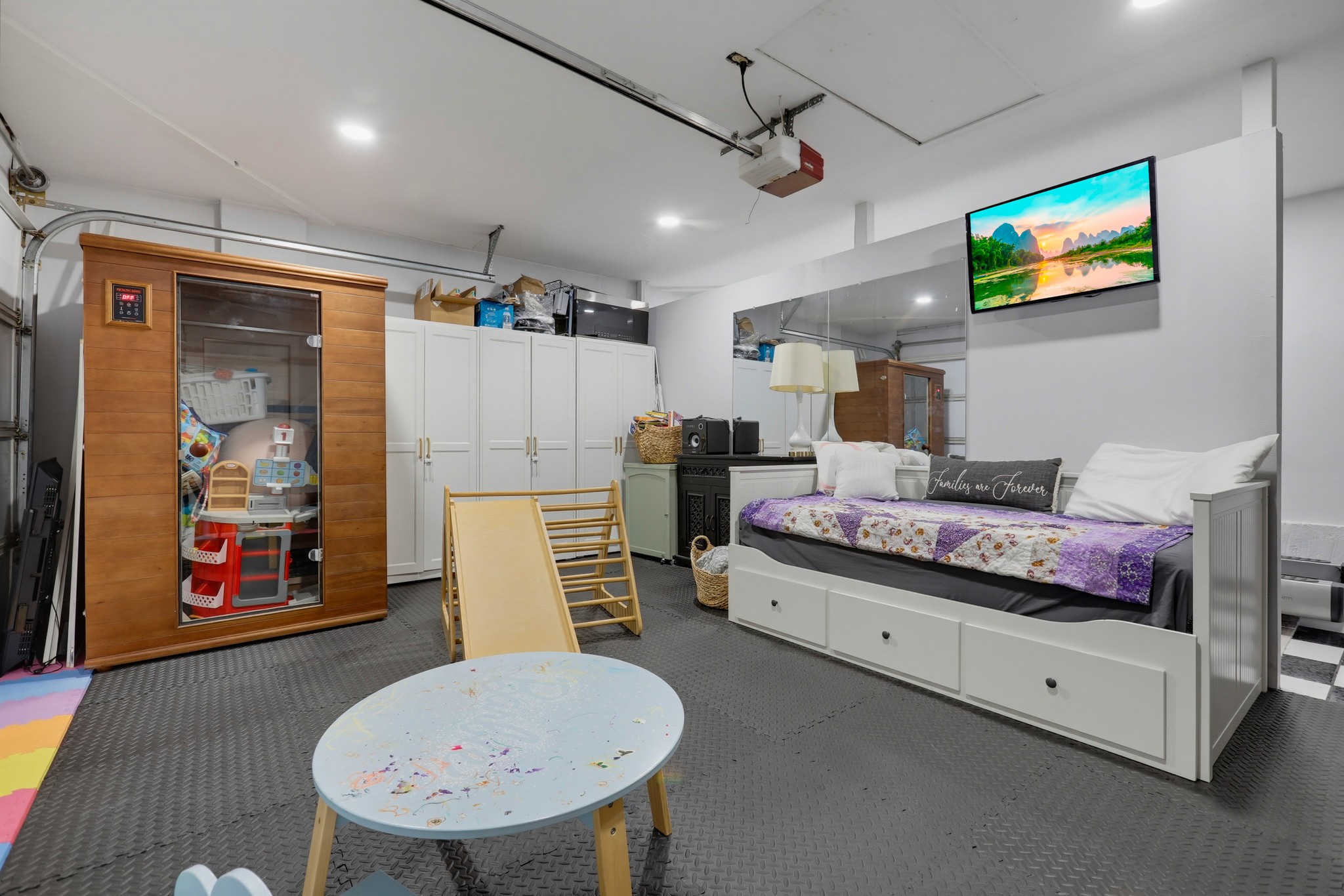 Virtual tour photo 40 of 58 for 21716 Paxton