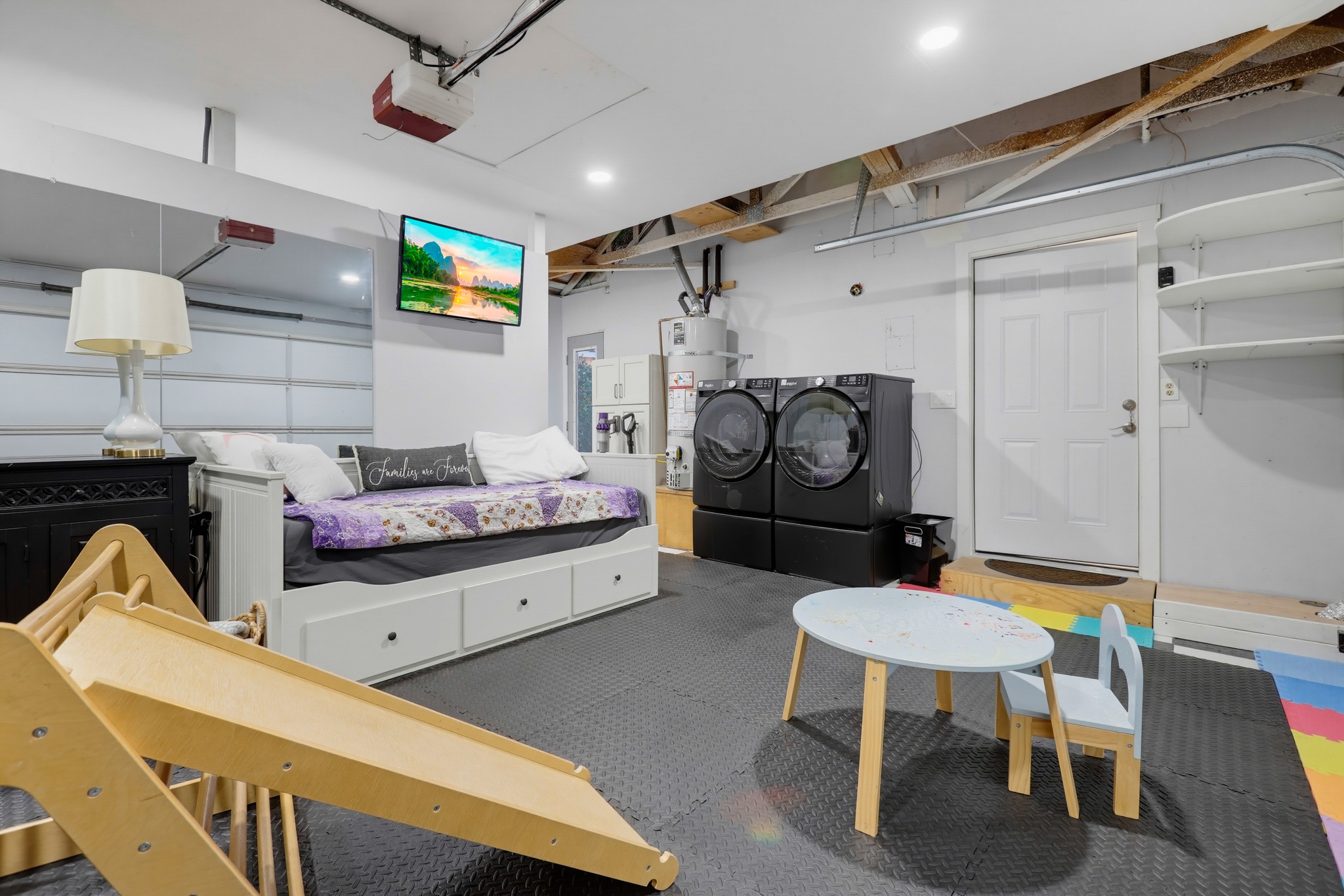 Virtual tour photo 41 of 58 for 21716 Paxton