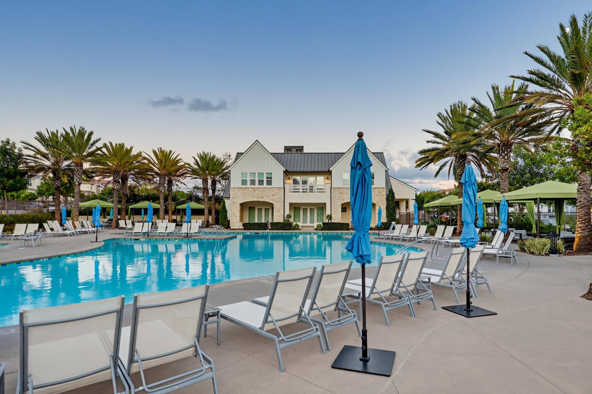 Virtual tour photo 114 of 120 for 2174 Tributary Dr #2