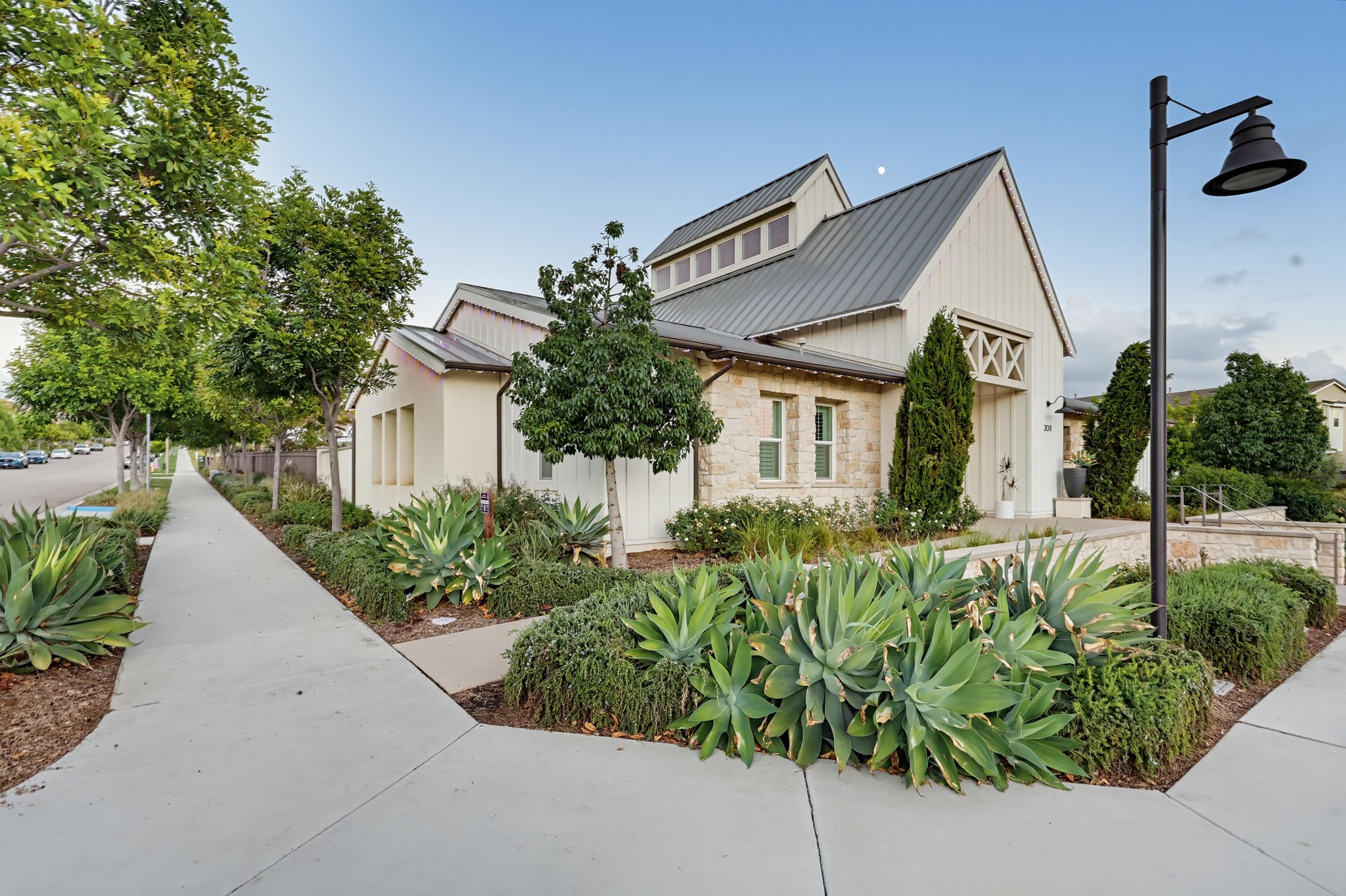 Virtual tour photo 117 of 120 for 2174 Tributary Dr #2