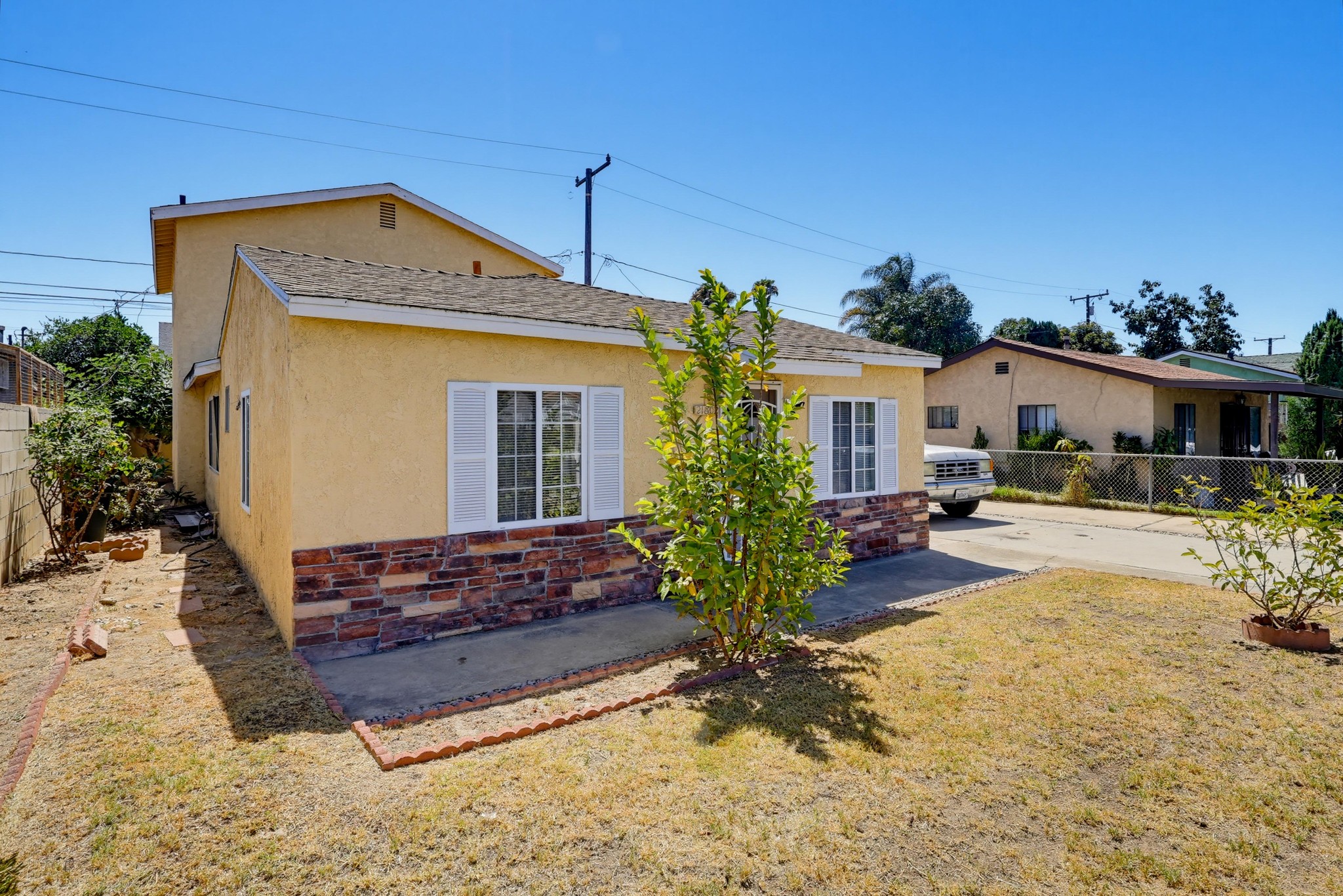 Virtual tour photo 8 of 57 for 21802 Elaine Ave