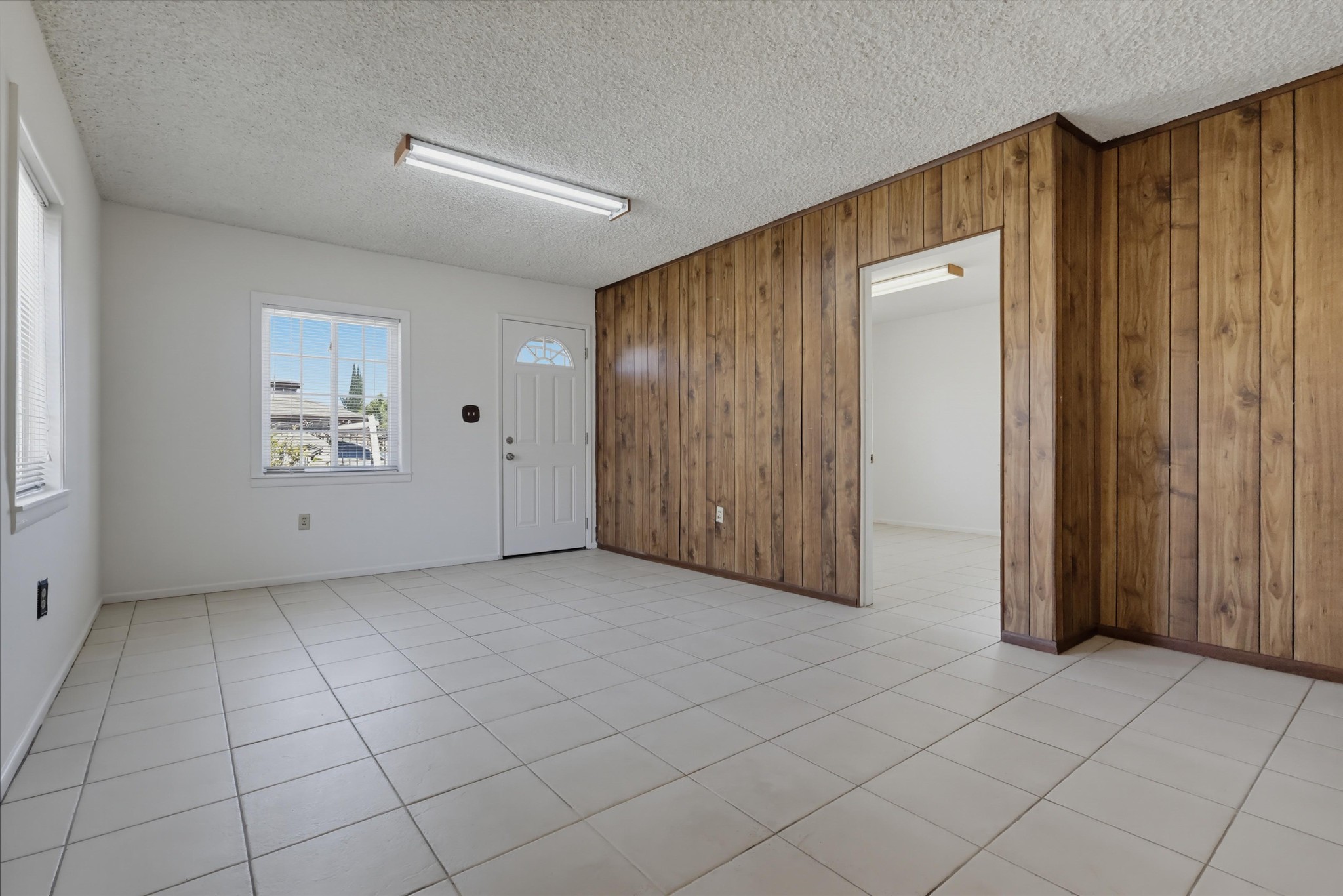 Virtual tour photo 12 of 57 for 21802 Elaine Ave