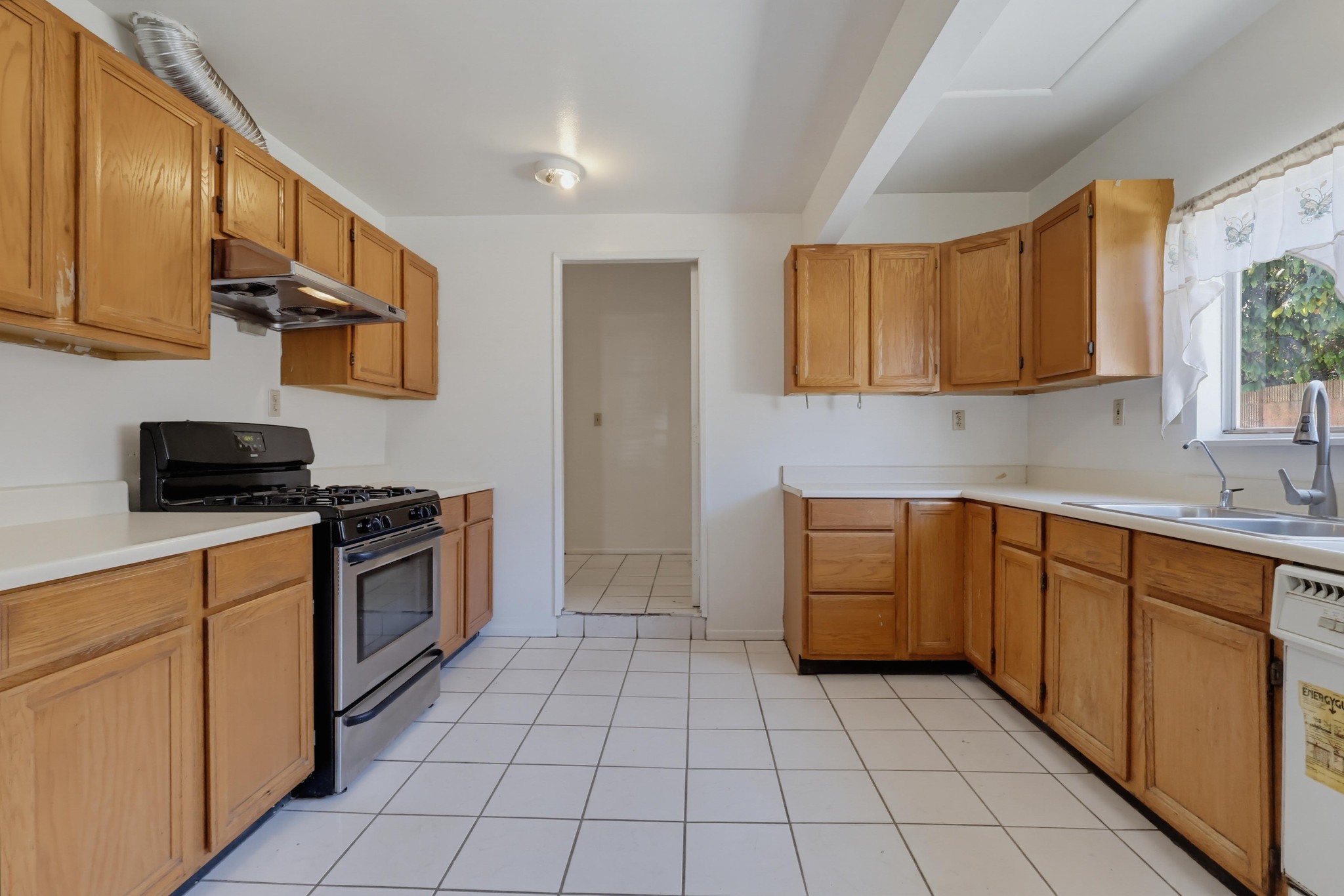 Virtual tour photo 14 of 57 for 21802 Elaine Ave