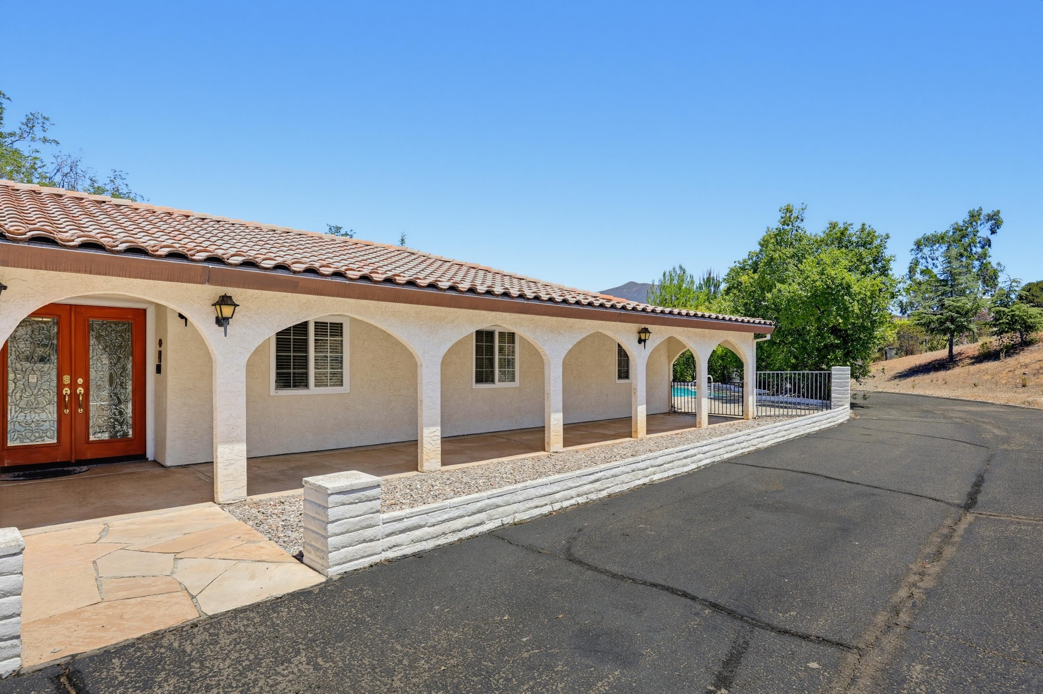 Virtual tour photo 5 of 124 for 2185 Via Dieguenos