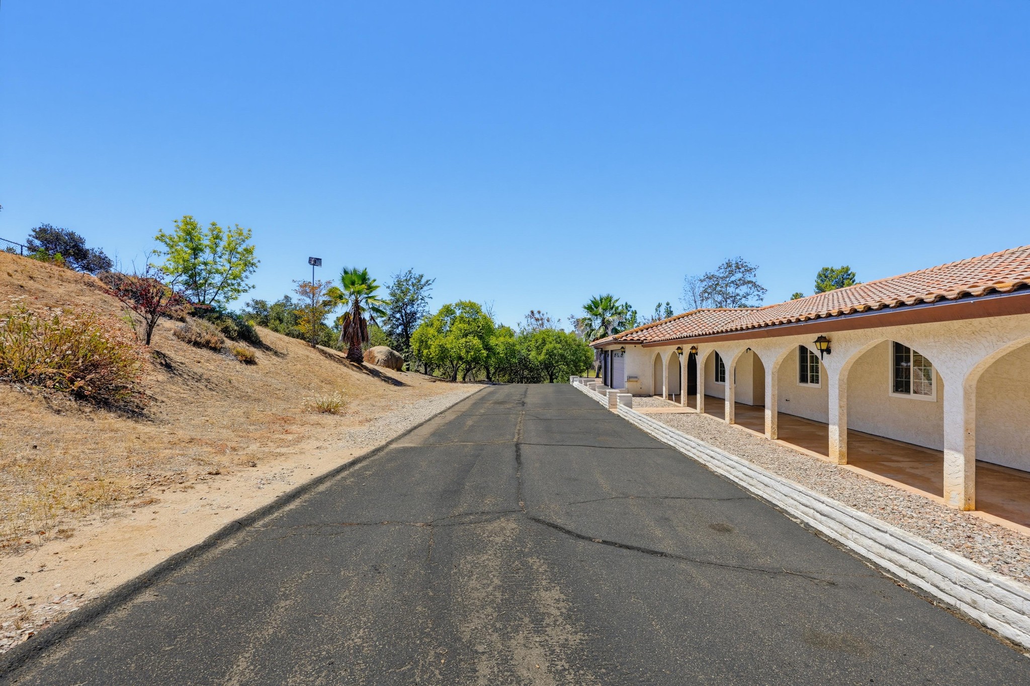Virtual tour photo 8 of 124 for 2185 Via Dieguenos