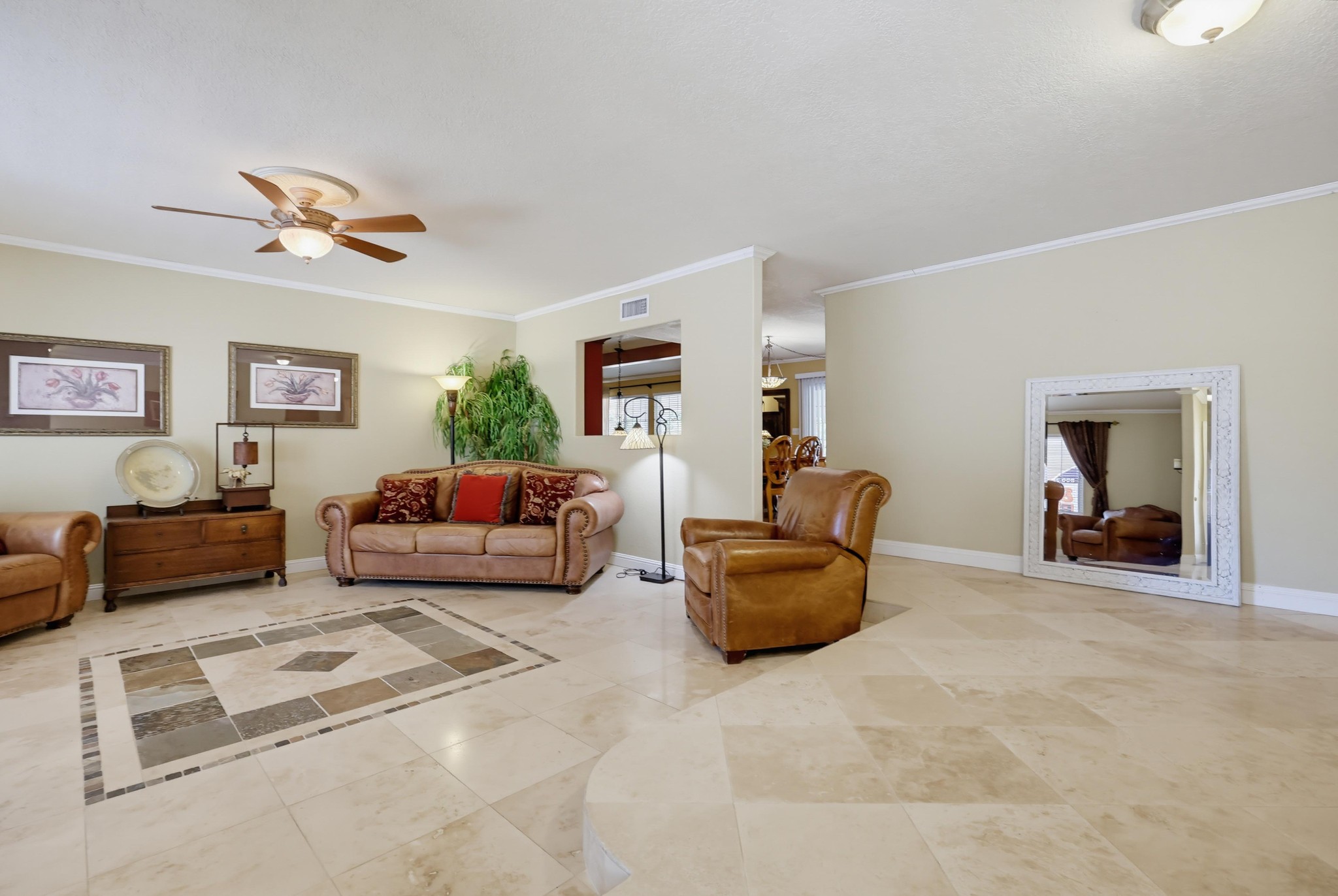 Virtual tour photo 11 of 124 for 2185 Via Dieguenos