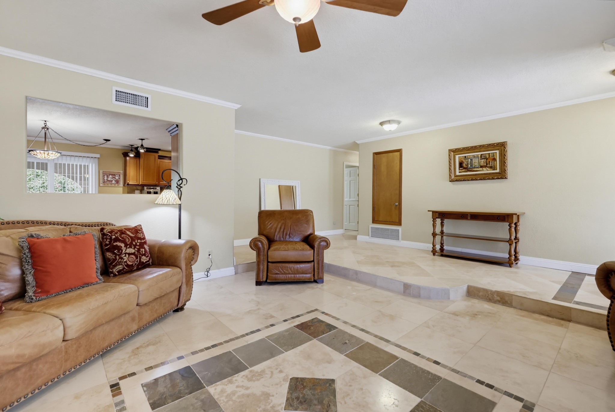 Virtual tour photo 14 of 124 for 2185 Via Dieguenos