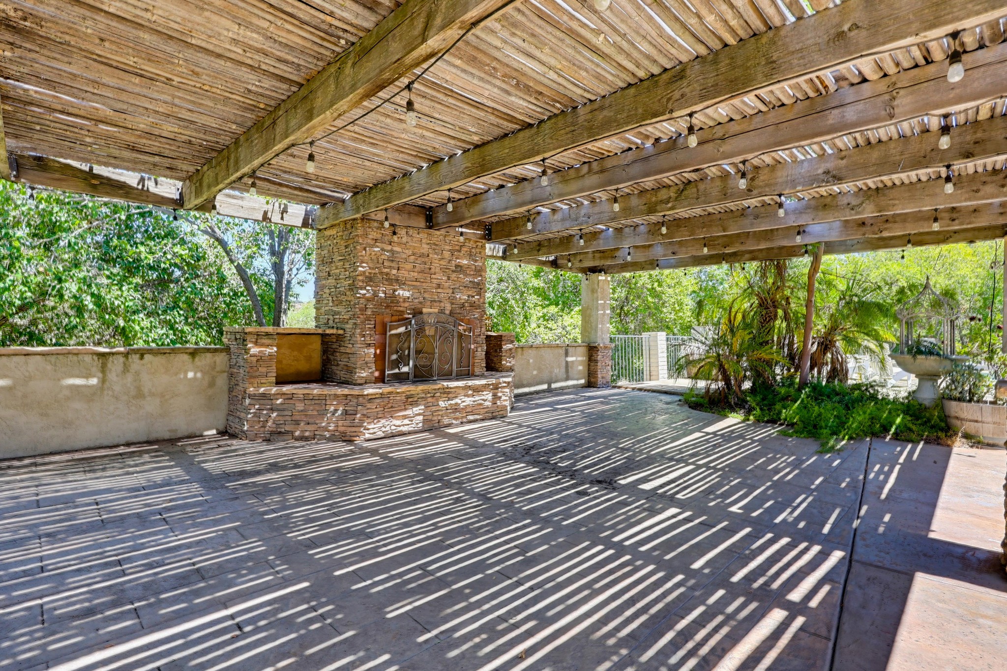 Virtual tour photo 65 of 124 for 2185 Via Dieguenos
