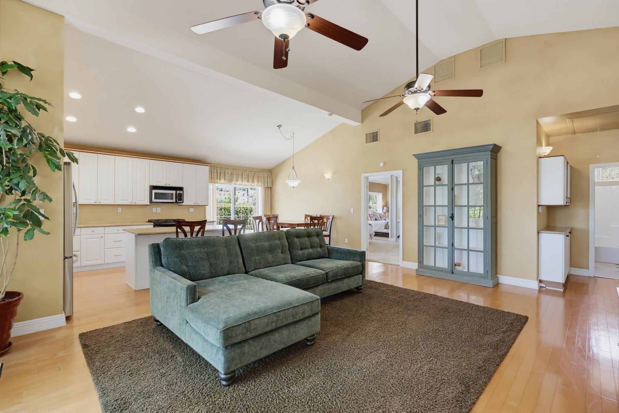Virtual tour photo 75 of 124 for 2185 Via Dieguenos