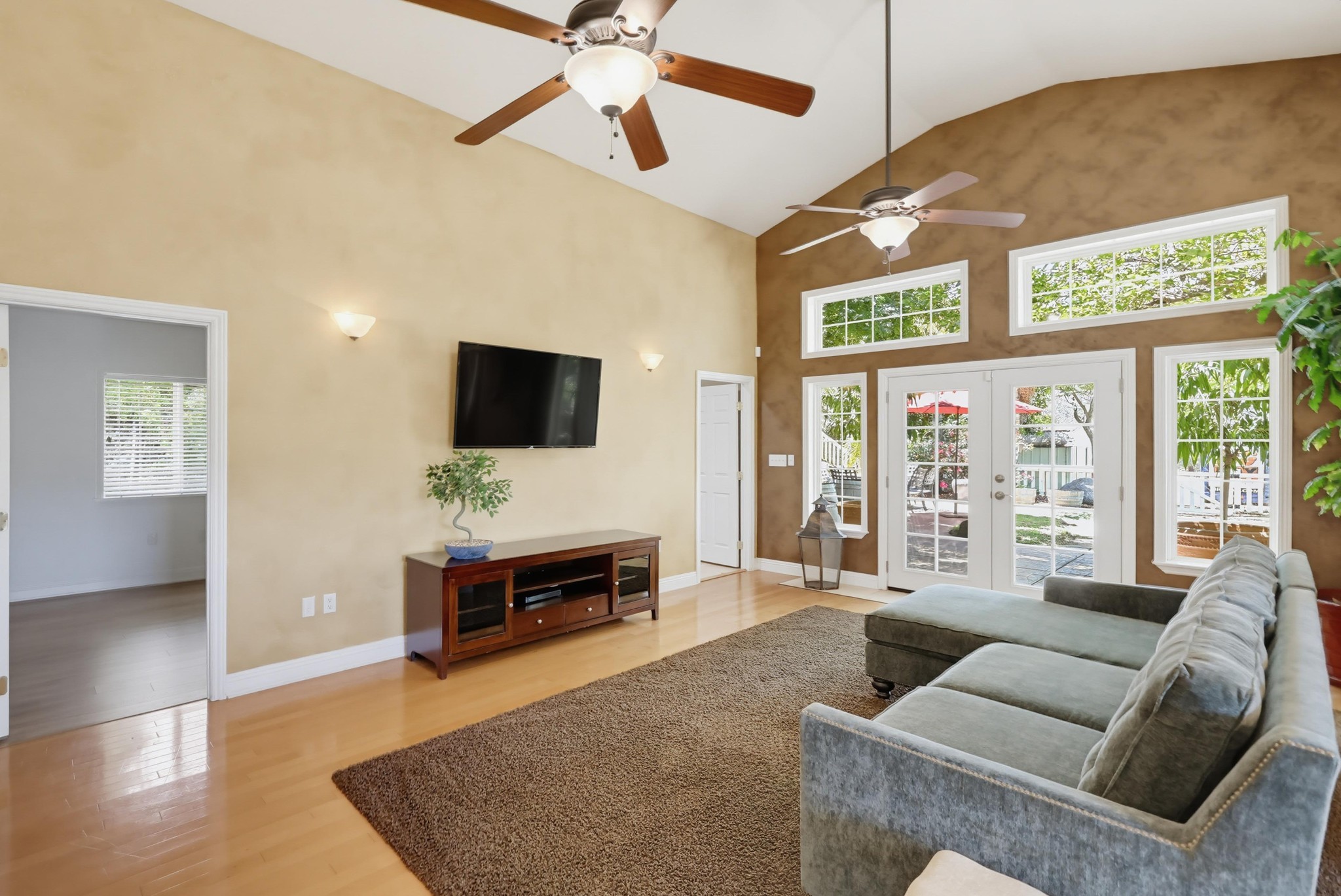 Virtual tour photo 77 of 124 for 2185 Via Dieguenos