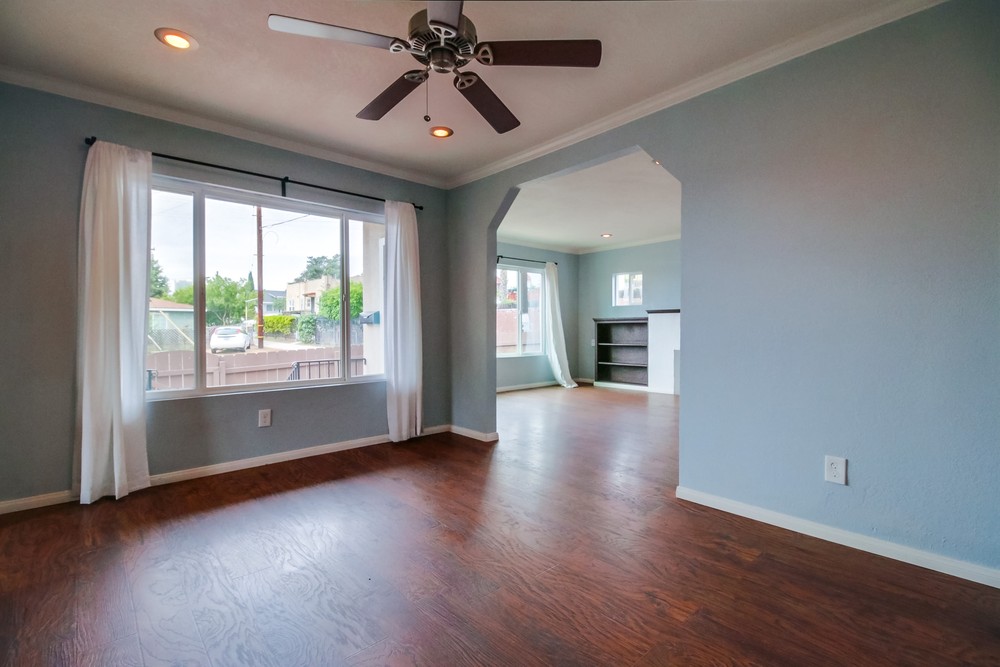 Virtual tour photo 11 of 44 for 219 Evans Street 